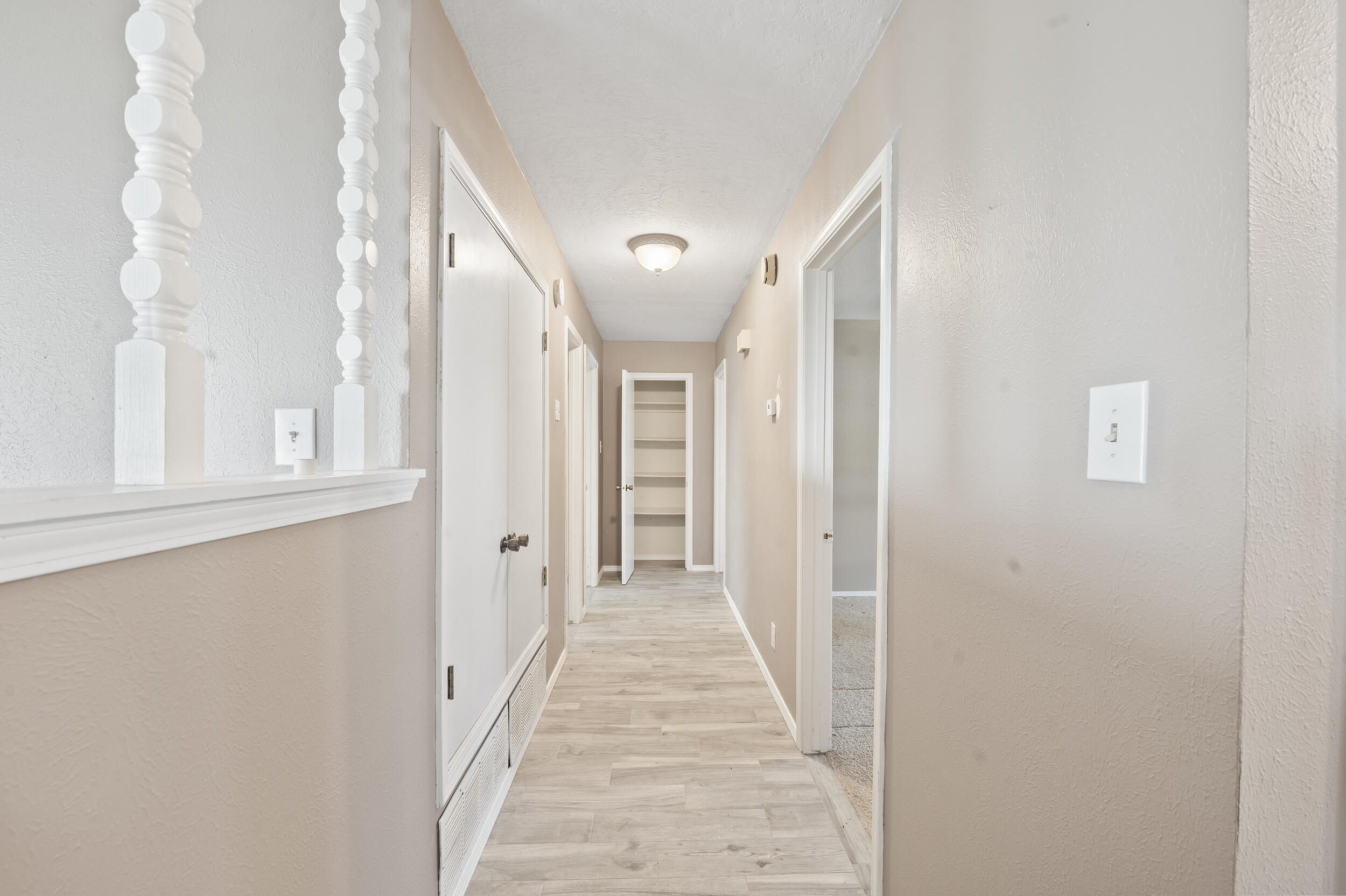 1790 Murray Loop