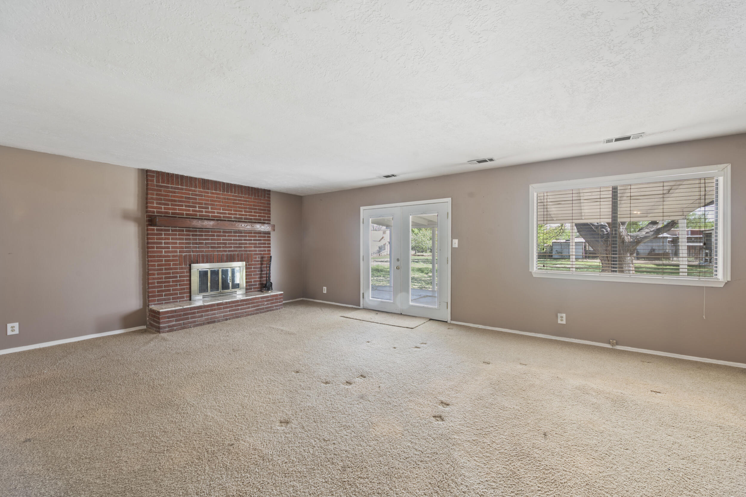 1790 Murray Loop