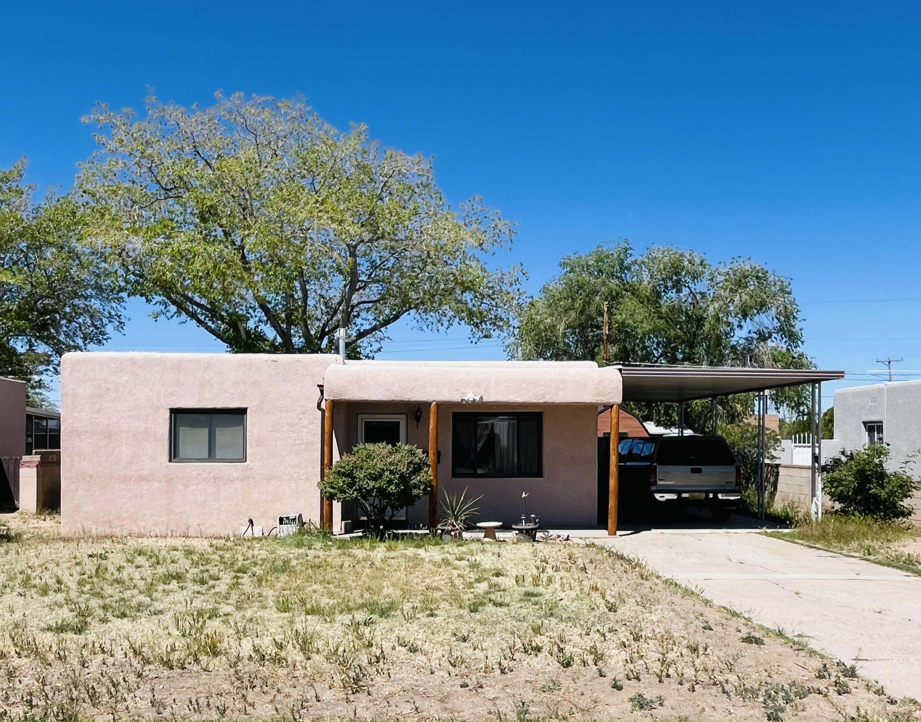 2733 Bel Air Drive NE