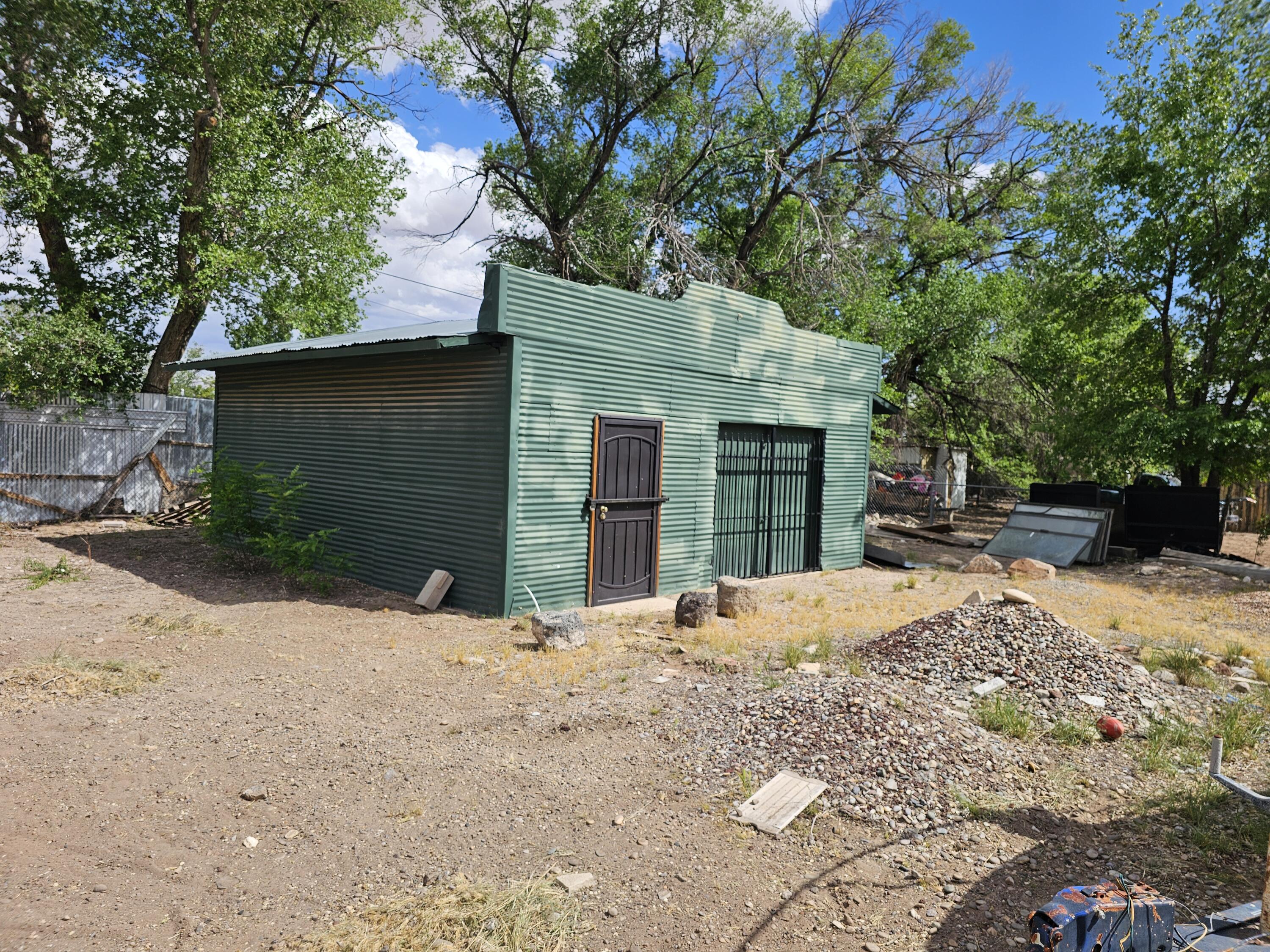 302 La Vega Drive SW