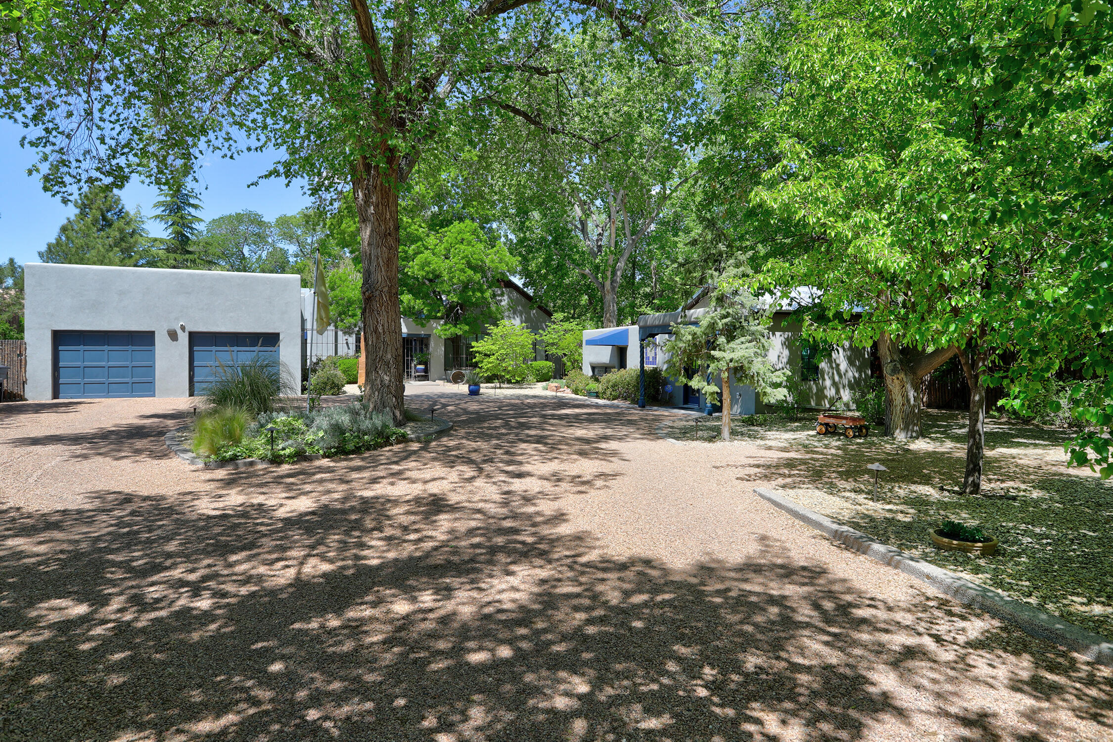 2725 Rio Grande Boulevard NW