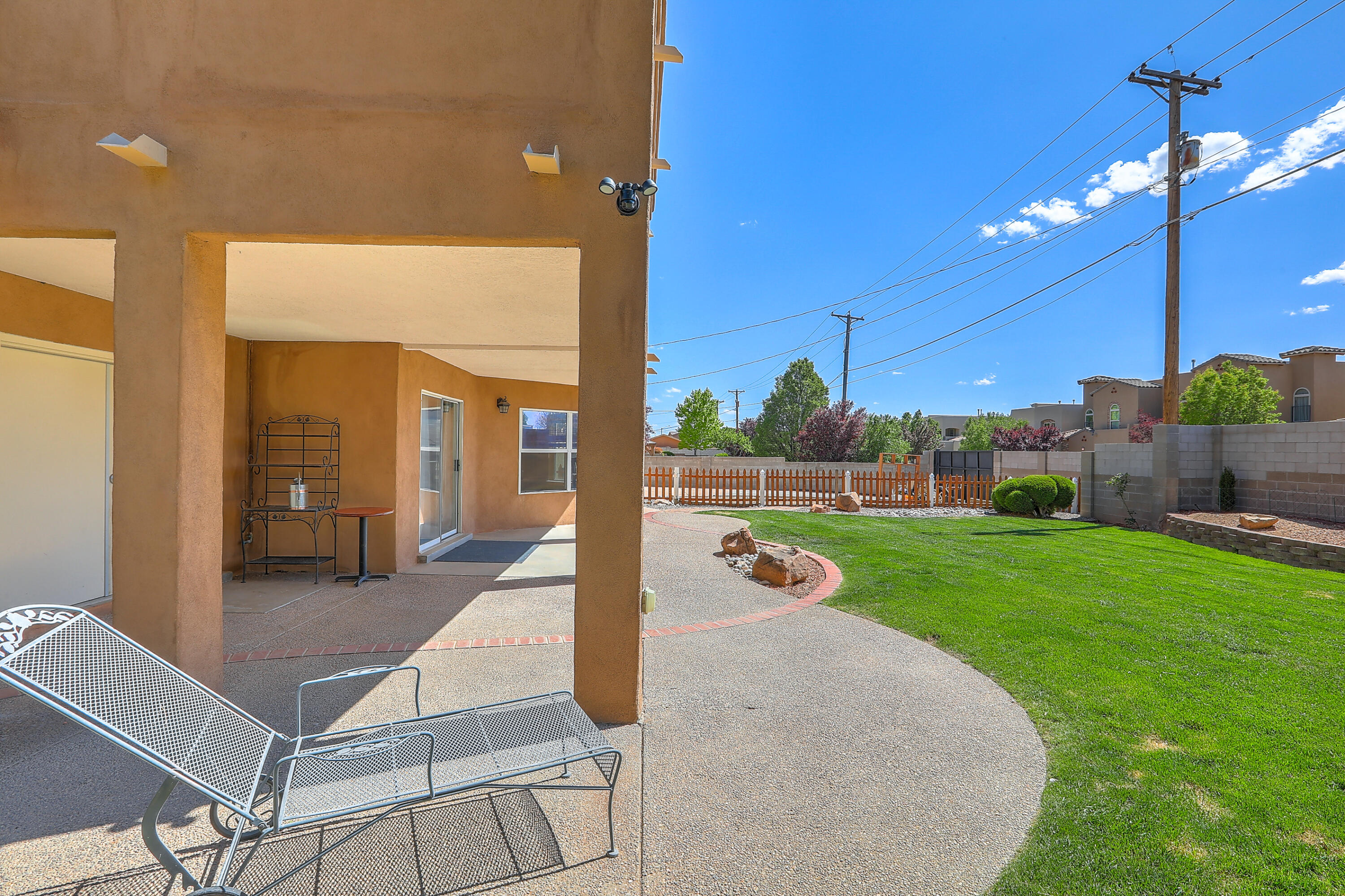 515 Monte Alto Drive NE
