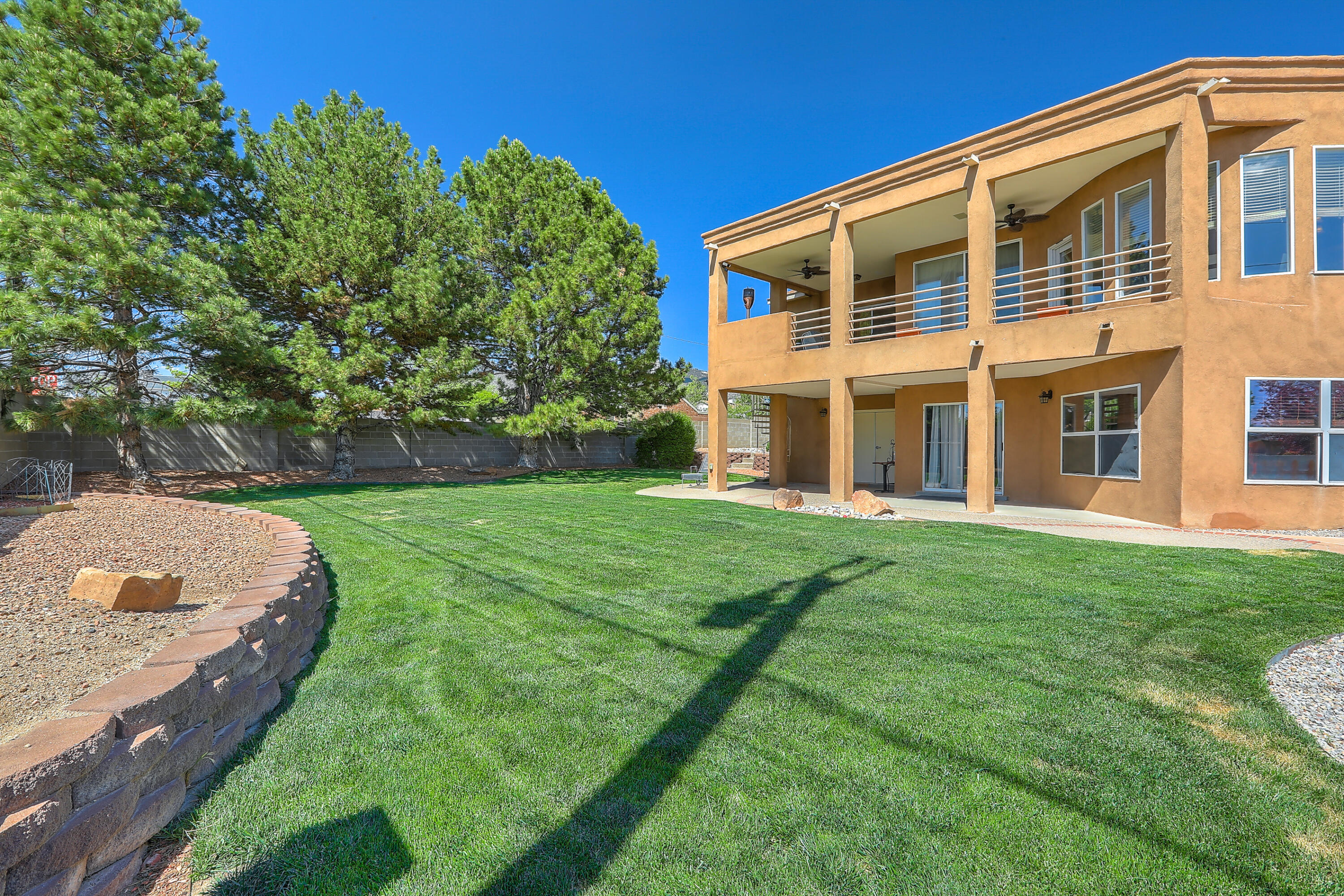 515 Monte Alto Drive NE