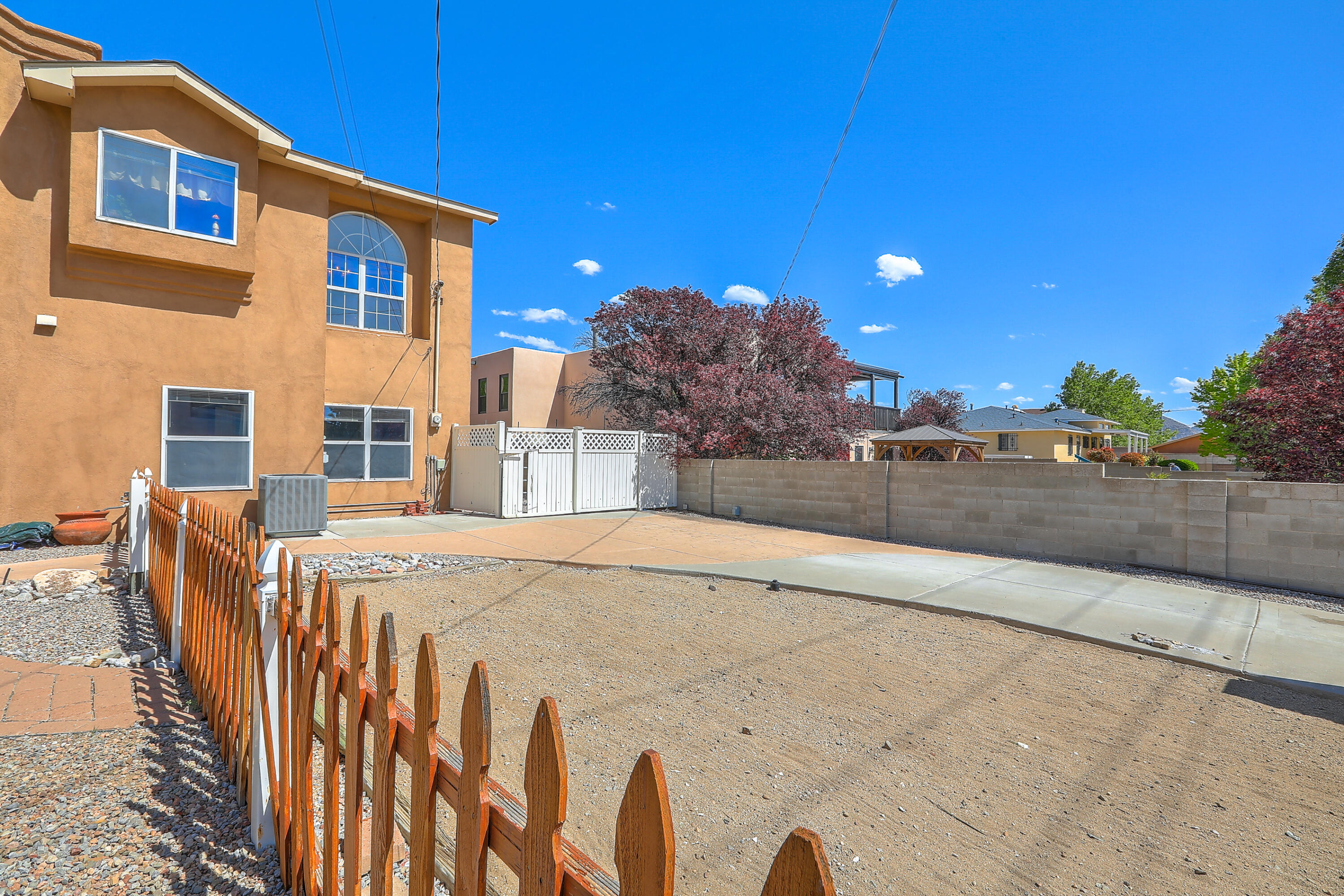 515 Monte Alto Drive NE