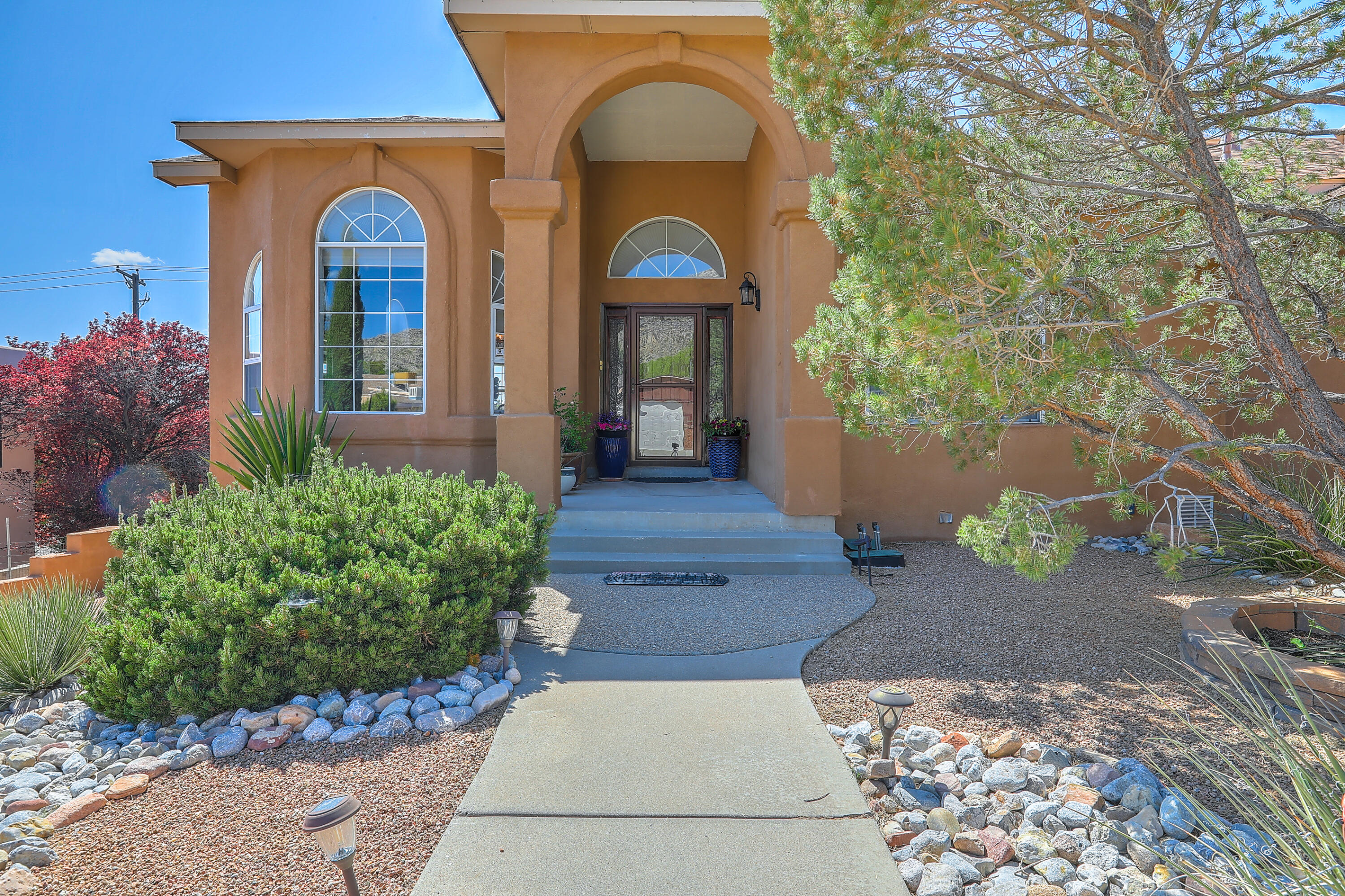 515 Monte Alto Drive NE
