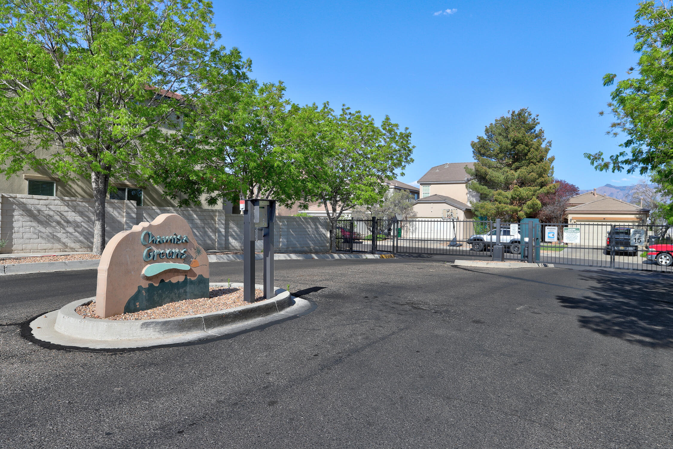 656 Troon Drive SE