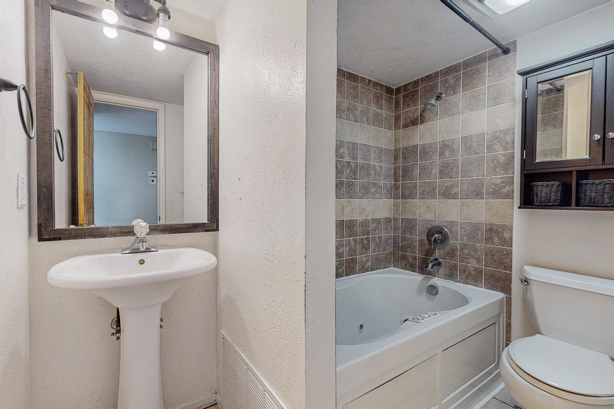 14109 Domingo Road NE
