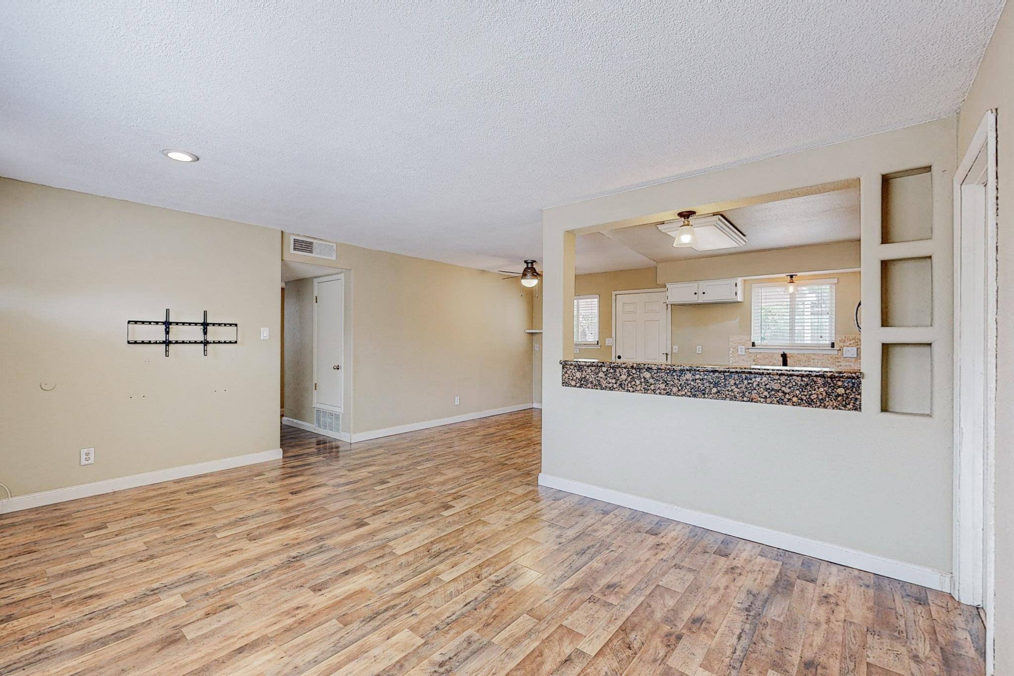 14109 Domingo Road NE