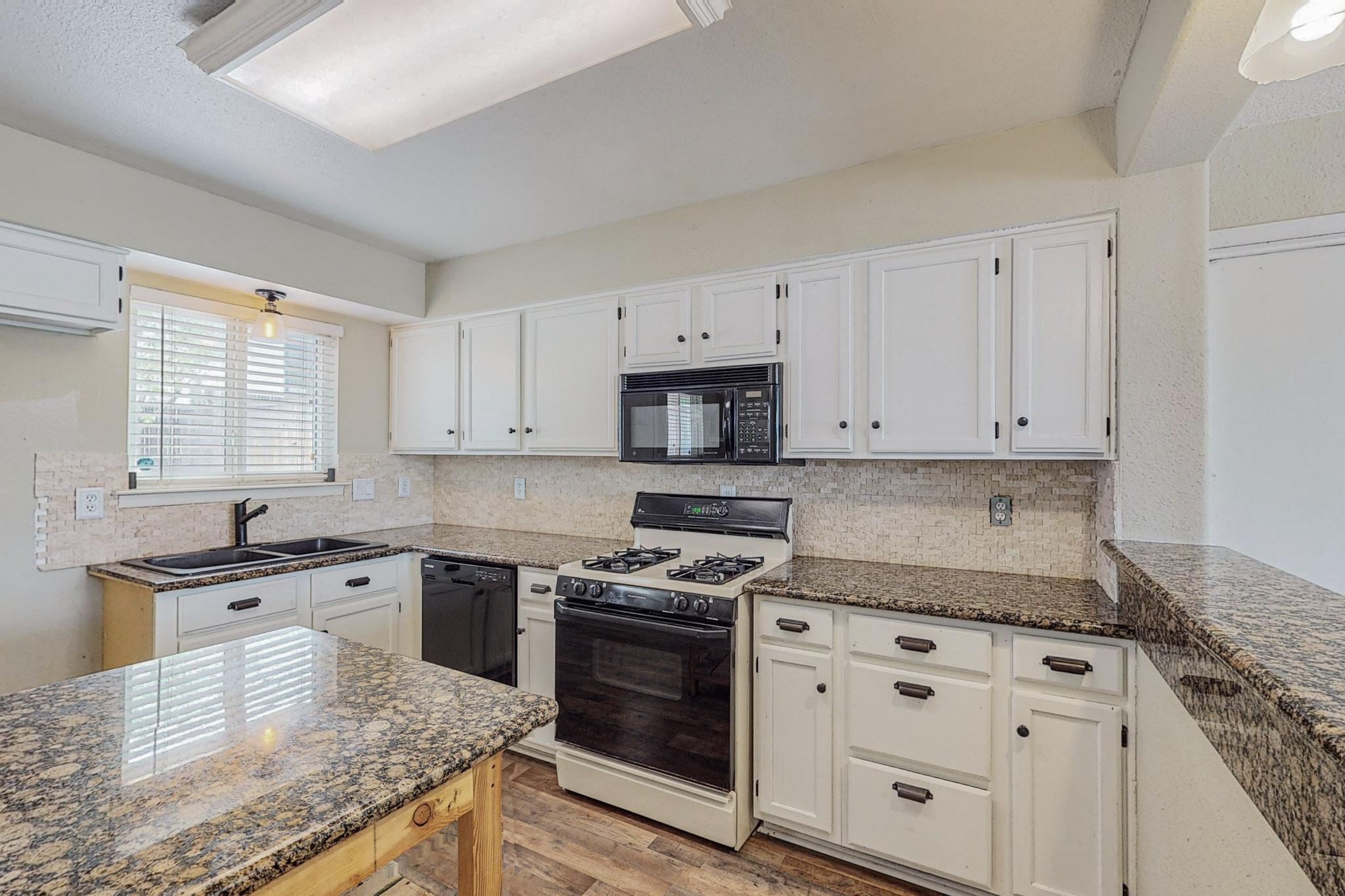 14109 Domingo Road NE