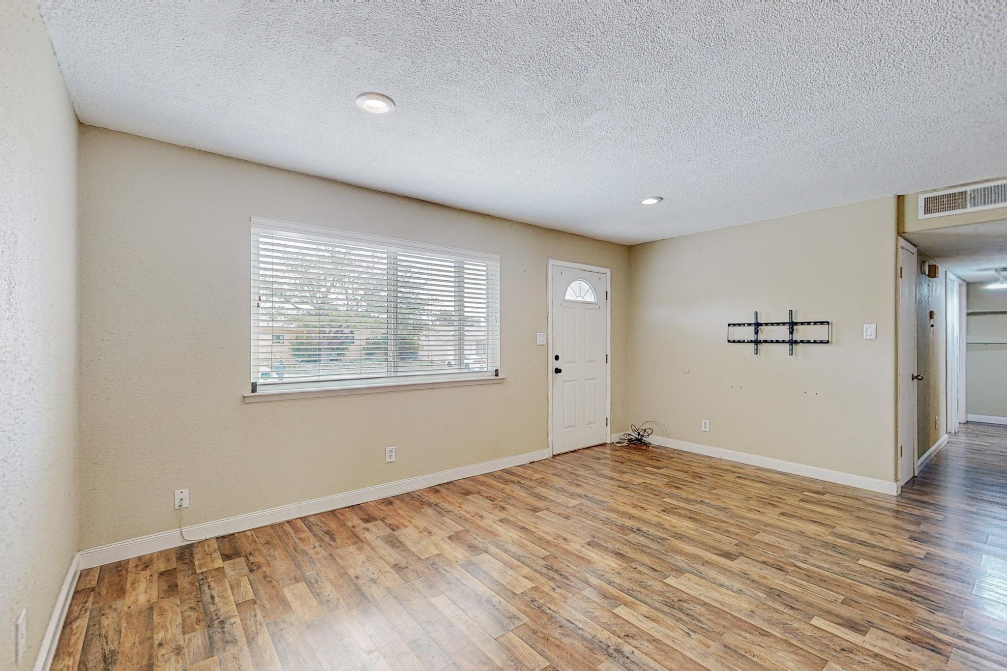 14109 Domingo Road NE
