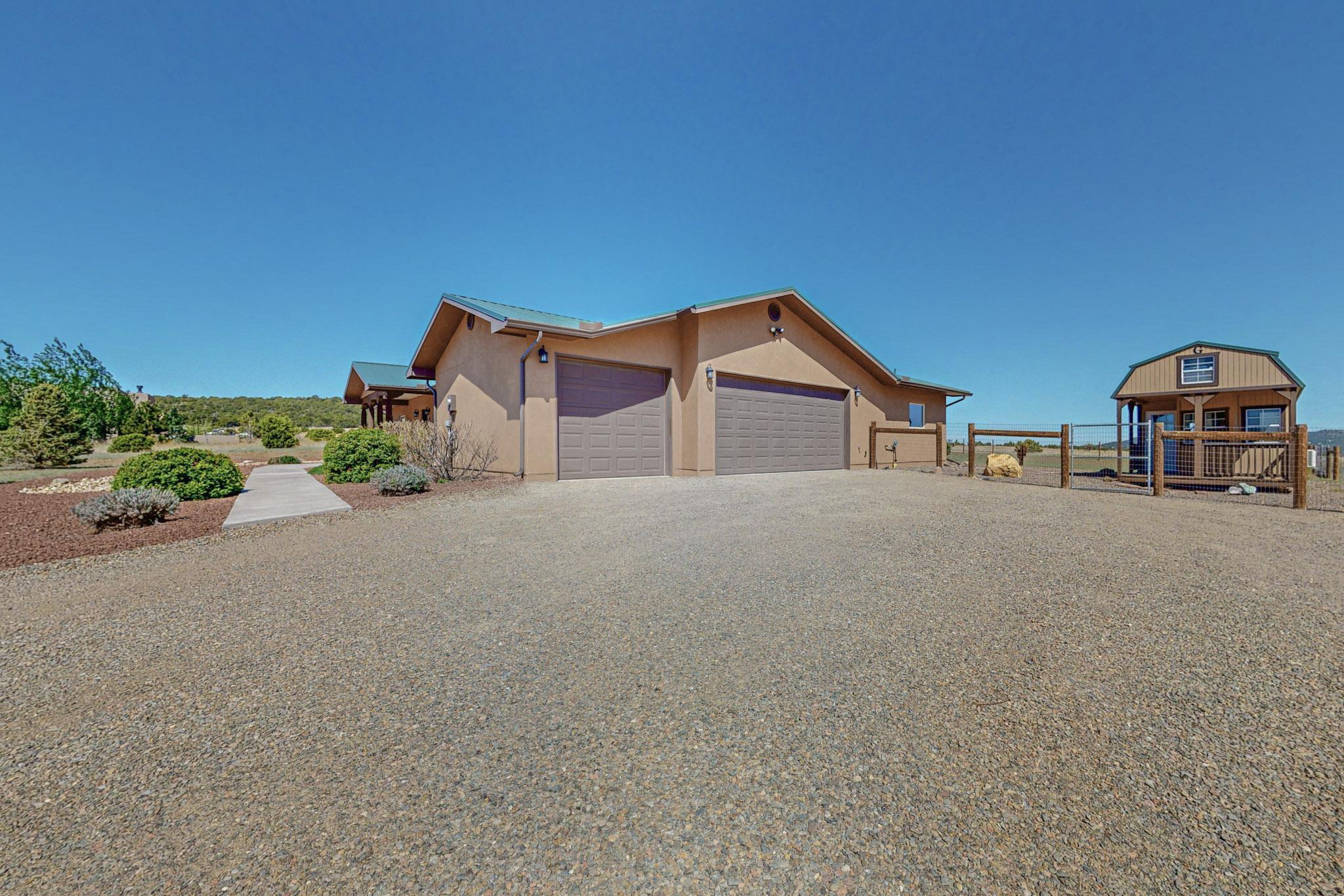 9 Troya Court