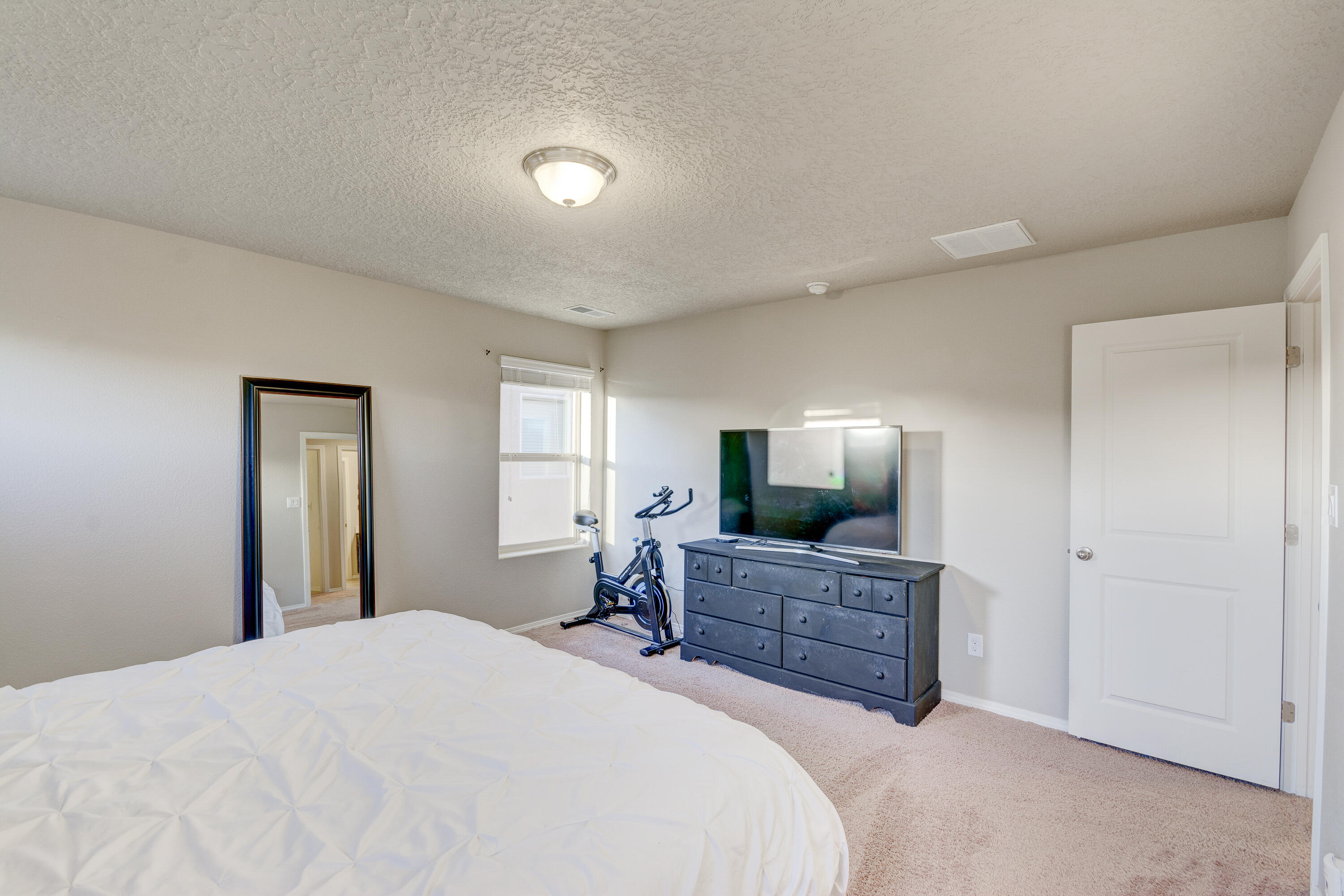 9301 Silver Mesa Street NW