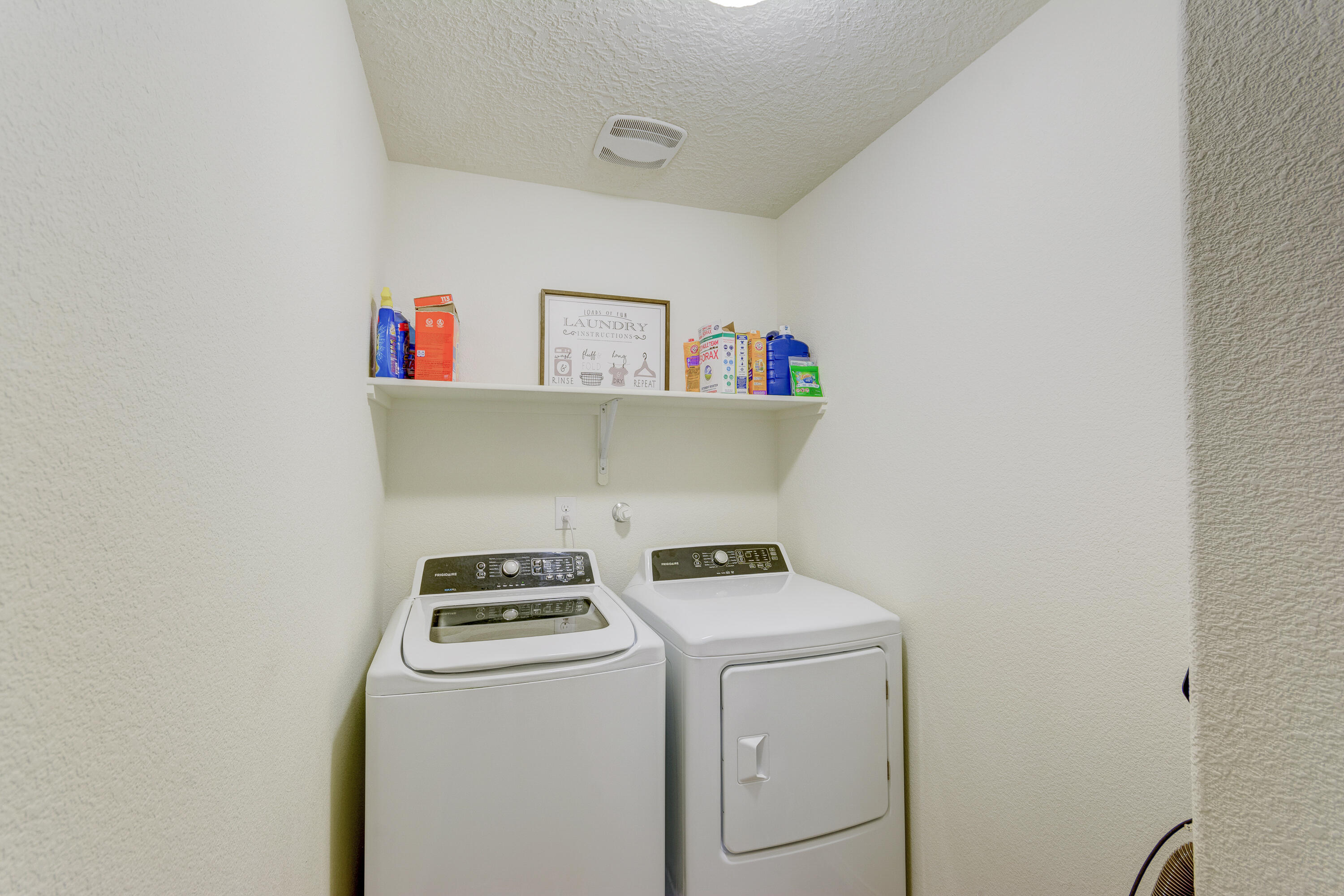 9301 Silver Mesa Street NW