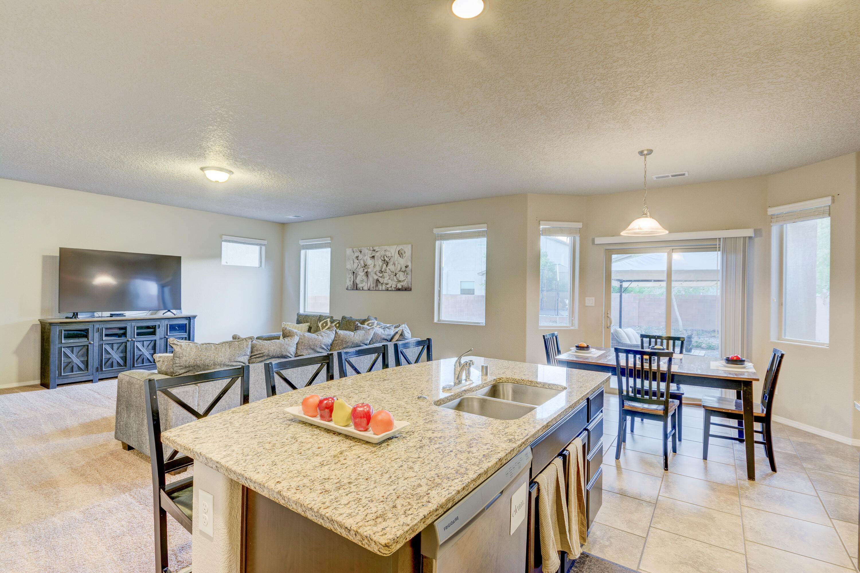 9301 Silver Mesa Street NW