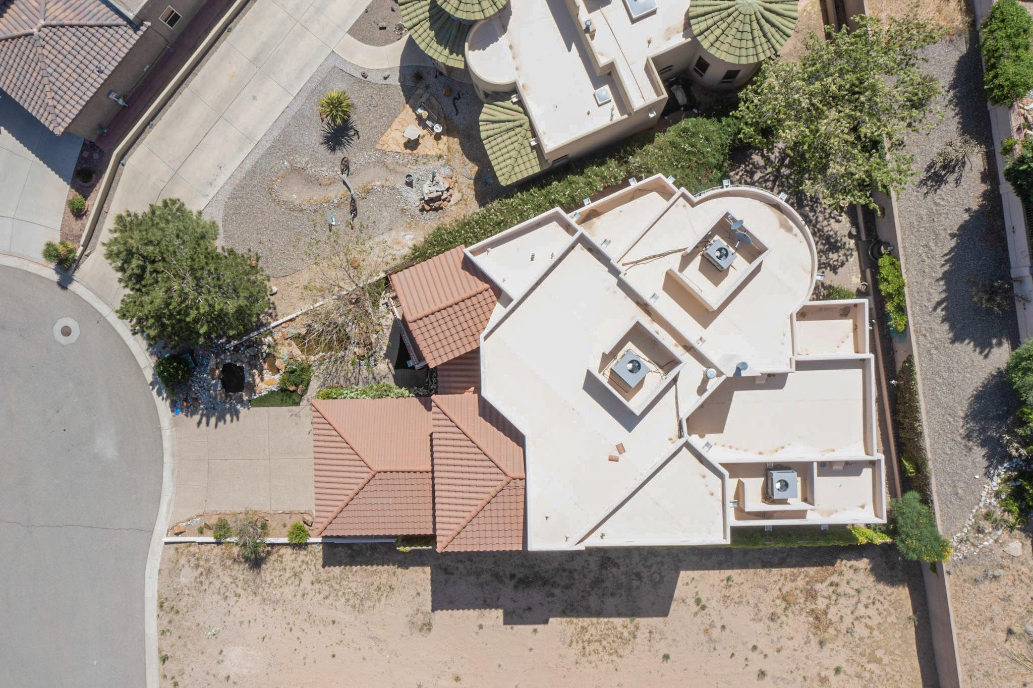 916 Nicholas Court