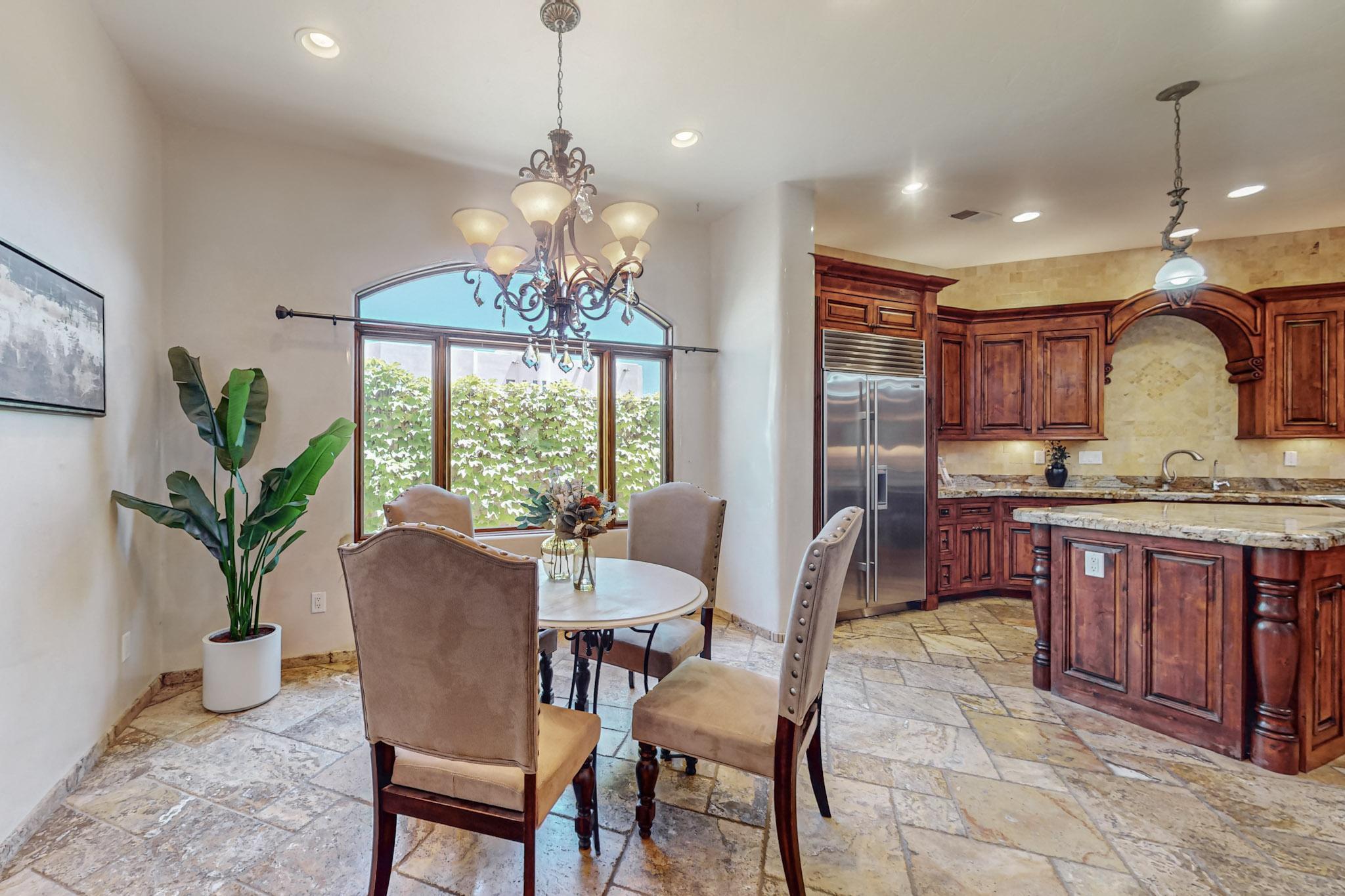 916 Nicholas Court