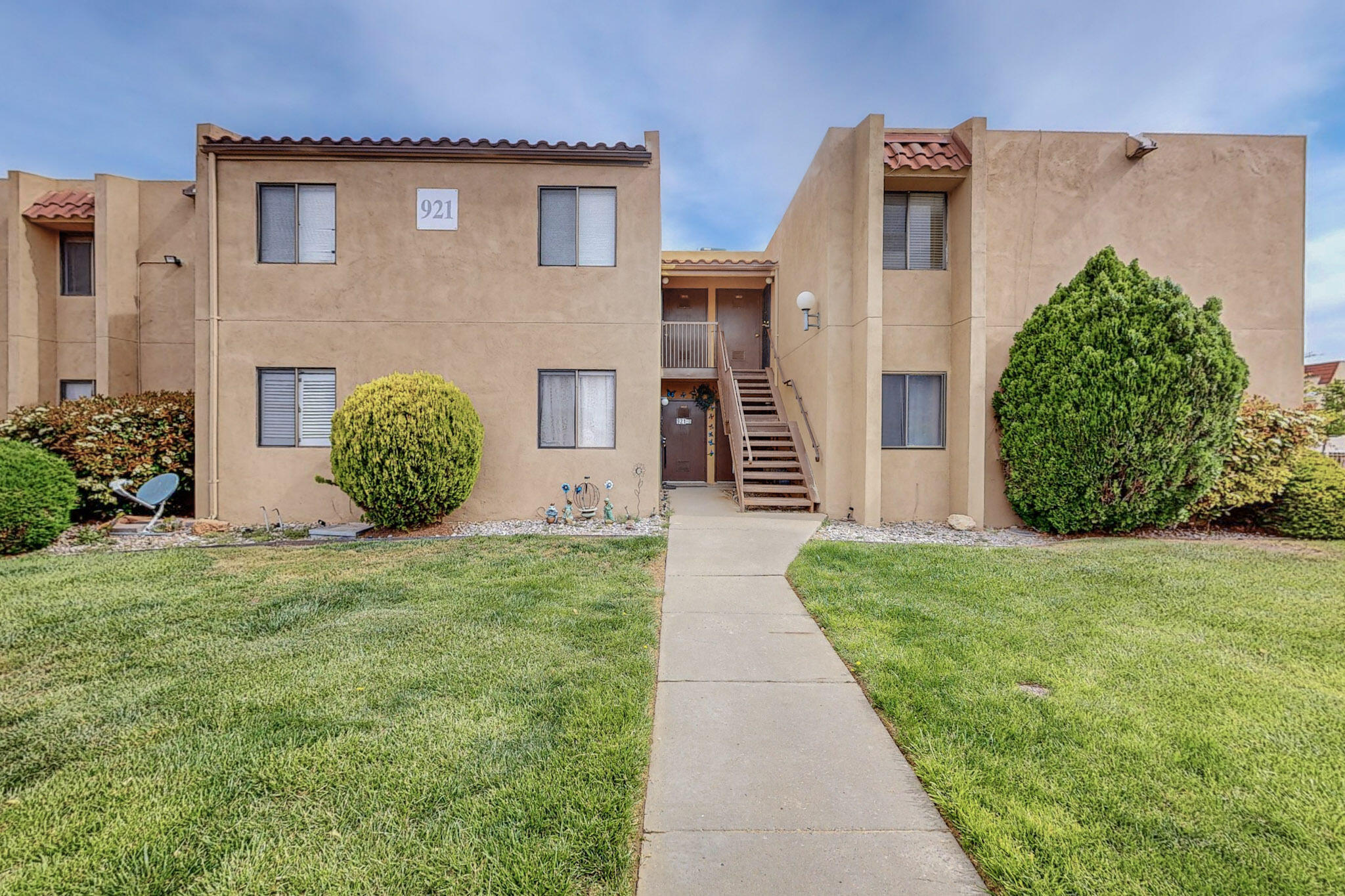 921 Country Club Drive SE G
