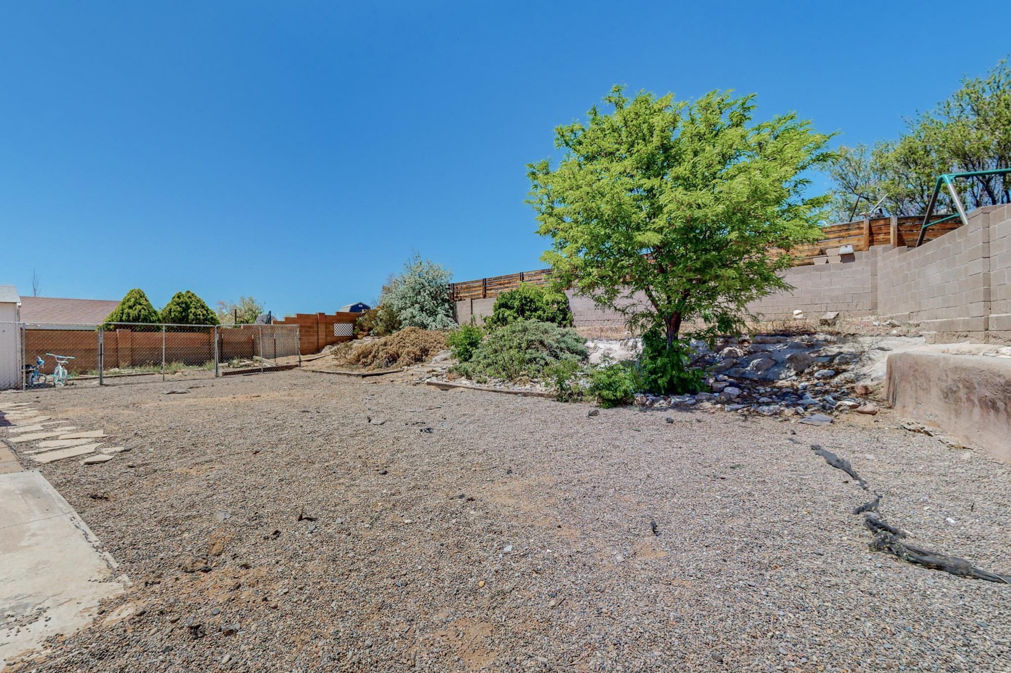1509 Blackbird Road NE