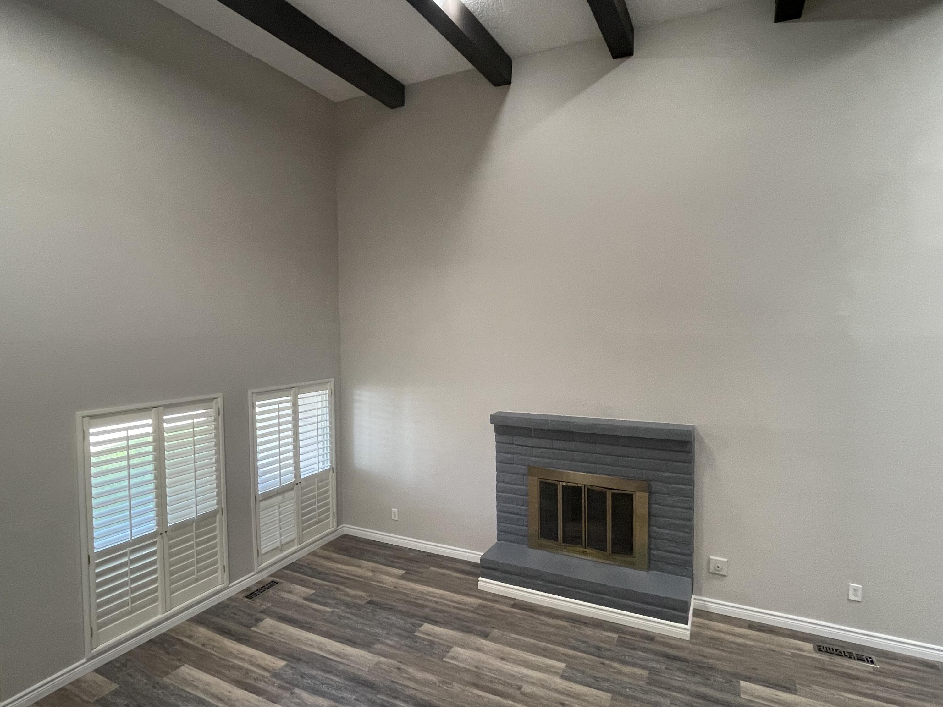 1353 Wagon Train Drive SE