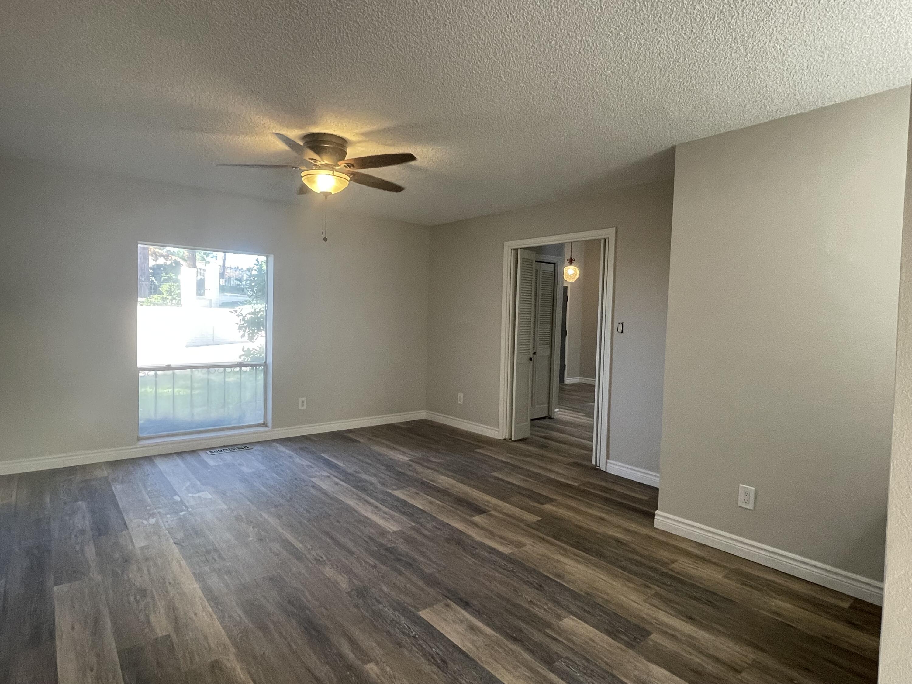 1353 Wagon Train Drive SE
