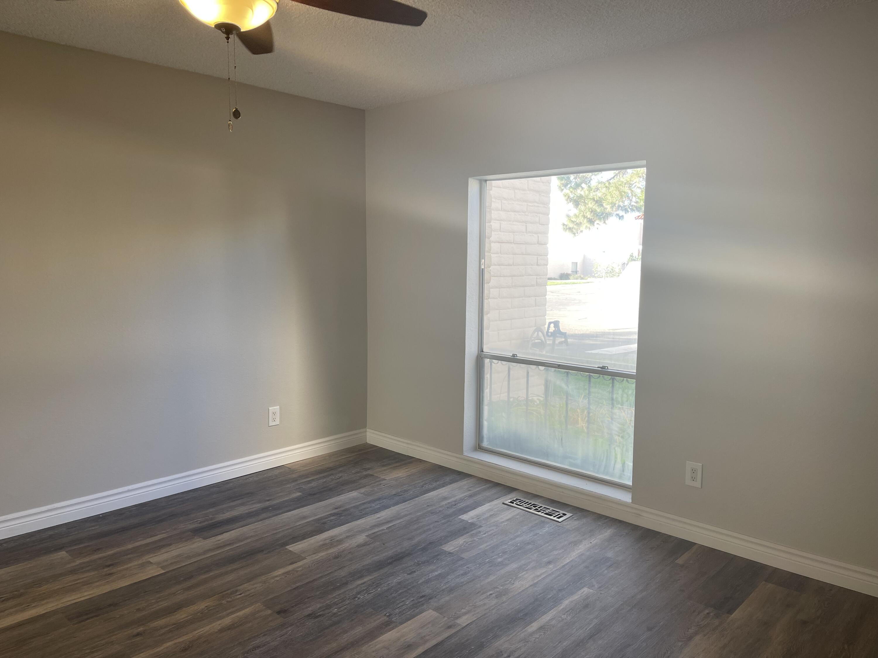1353 Wagon Train Drive SE