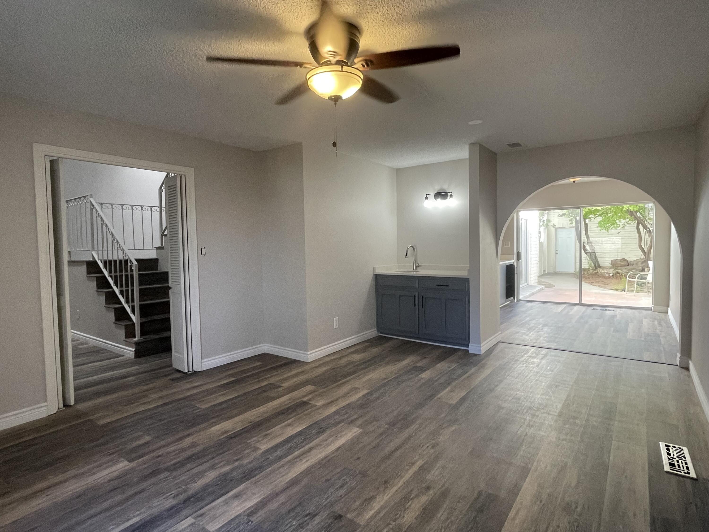 1353 Wagon Train Drive SE