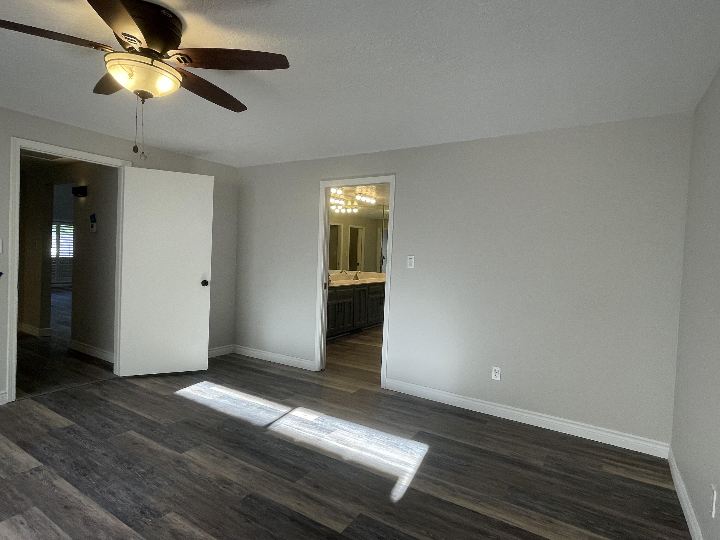1353 Wagon Train Drive SE