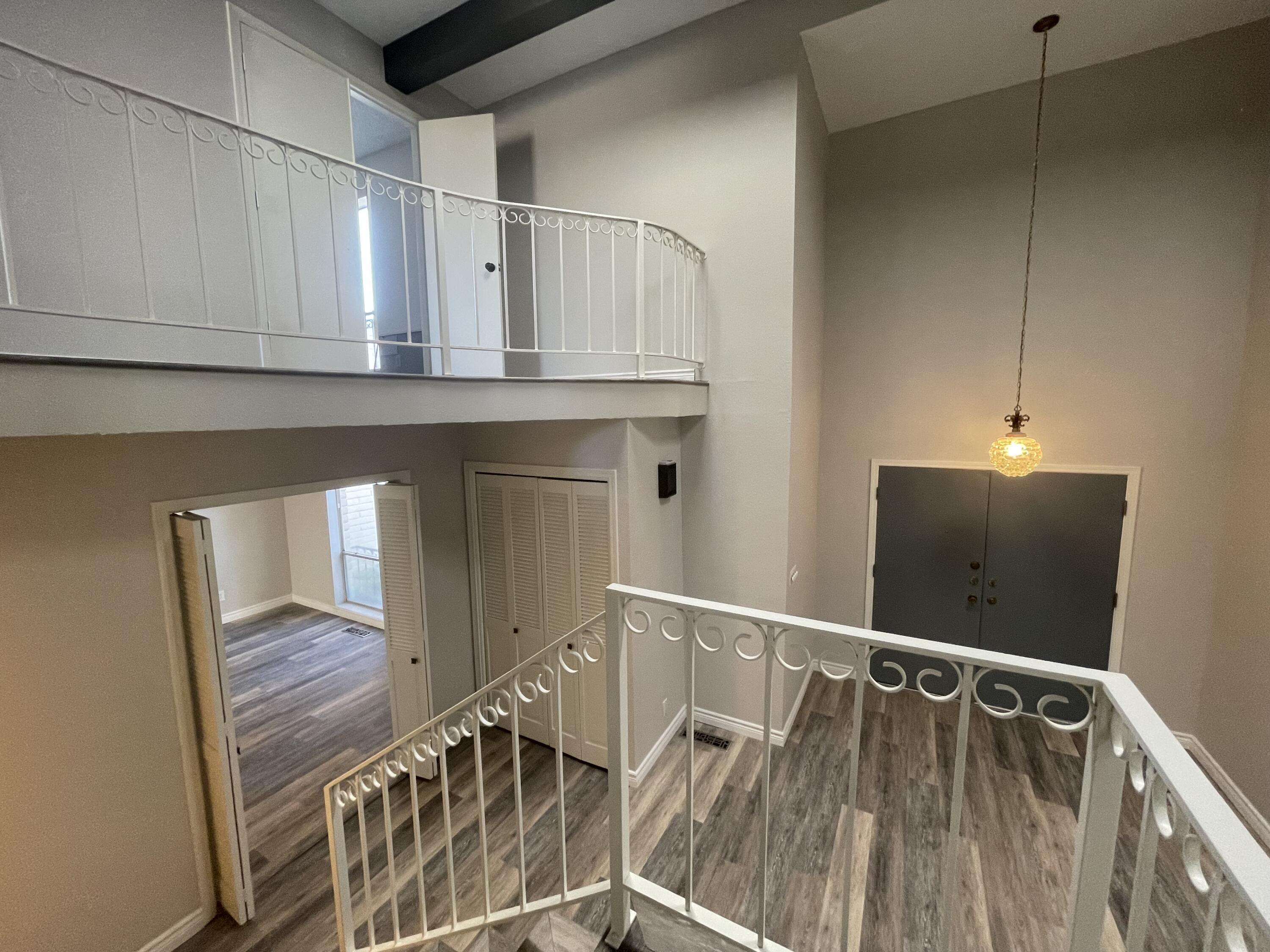 1353 Wagon Train Drive SE