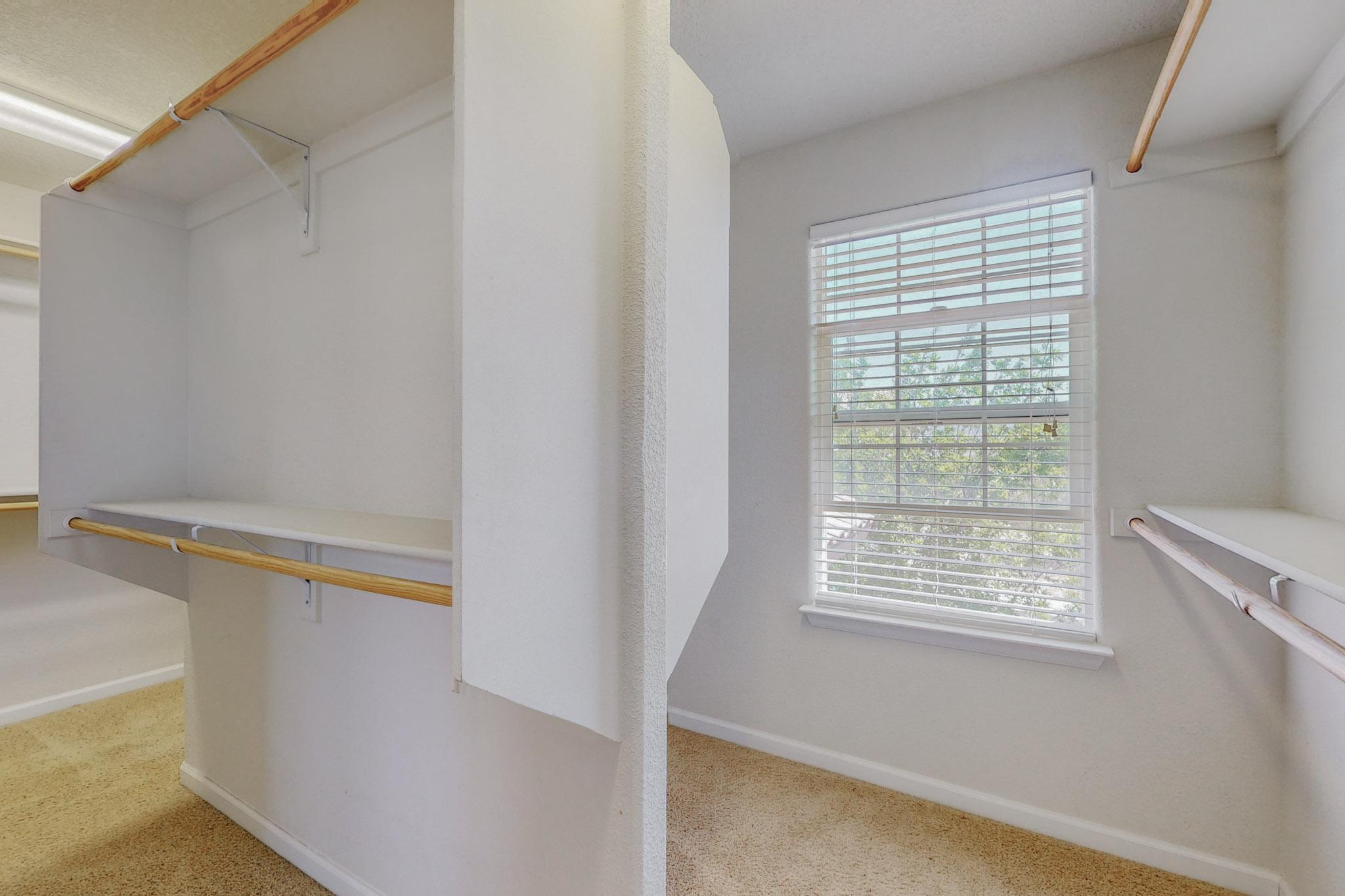 217 Paseo Vista Loop NE