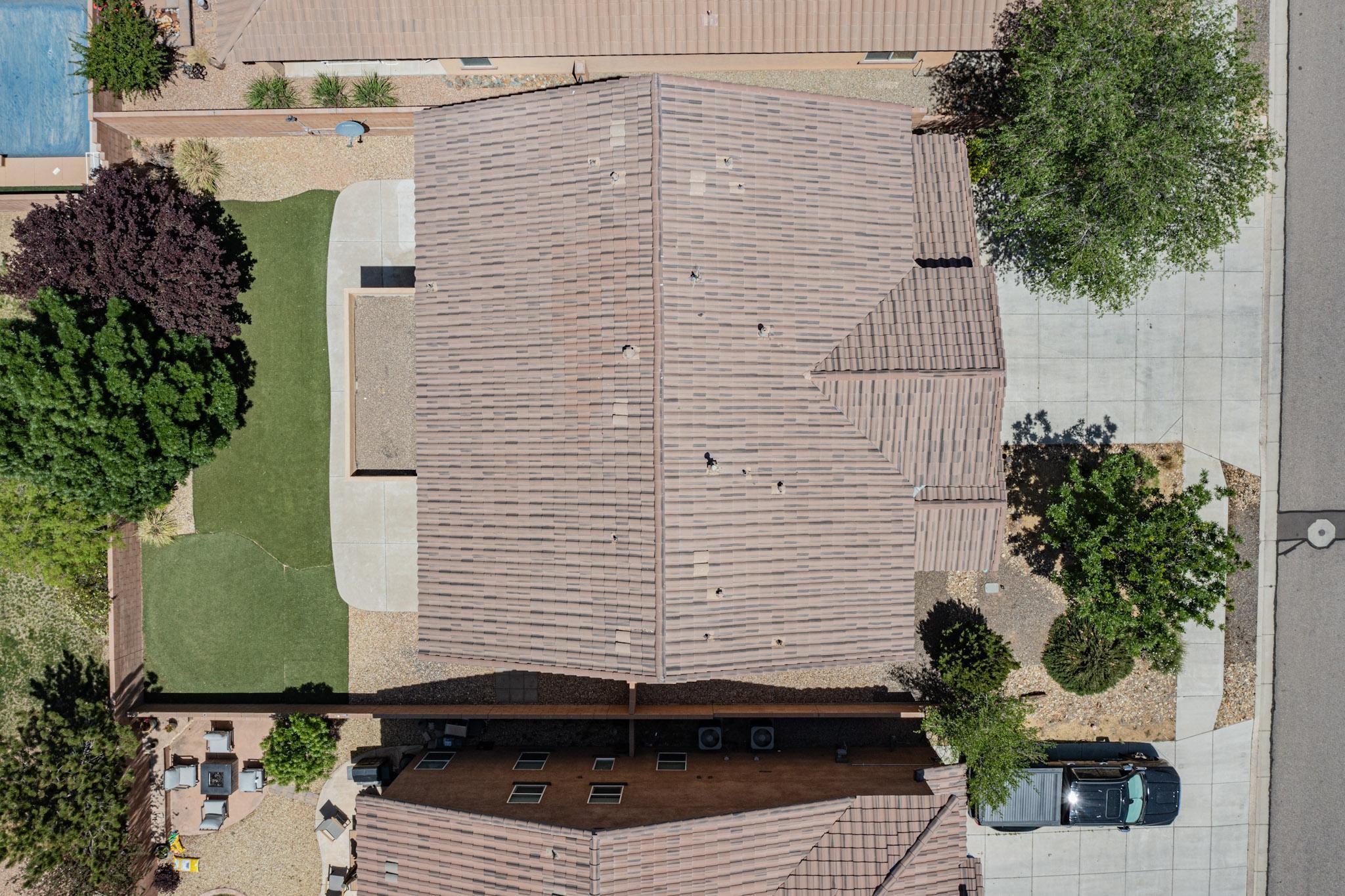 217 Paseo Vista Loop NE