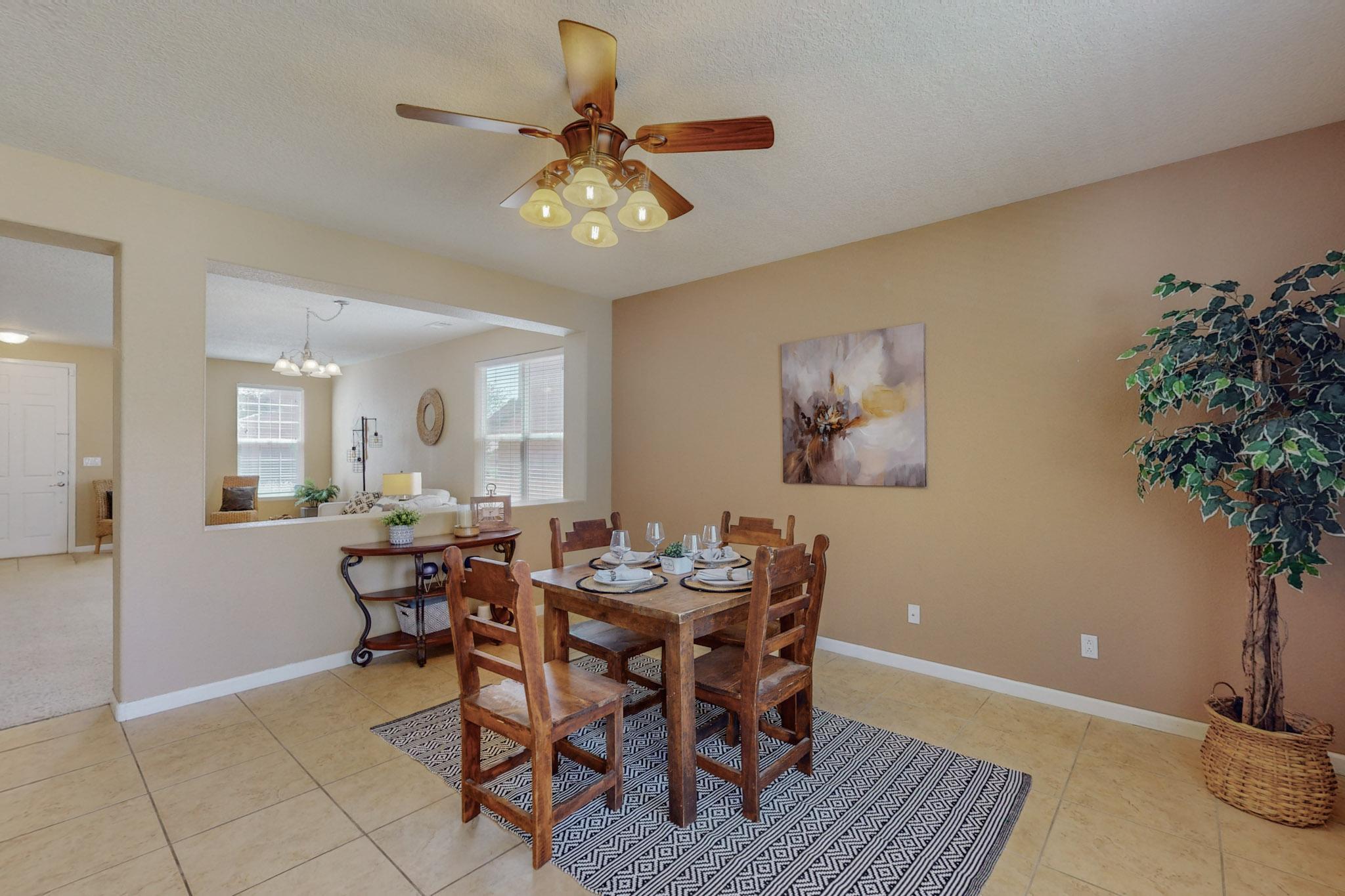 217 Paseo Vista Loop NE
