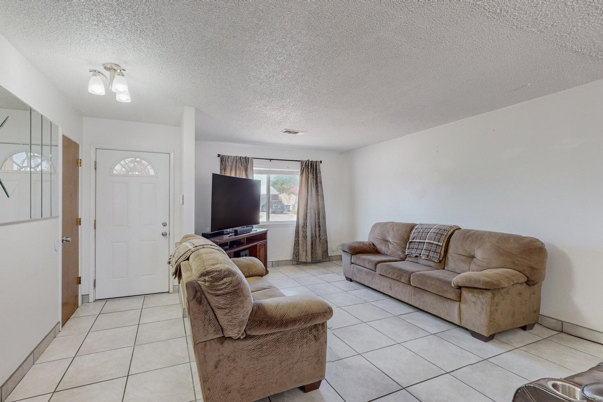 1848 Valtierra Court SW
