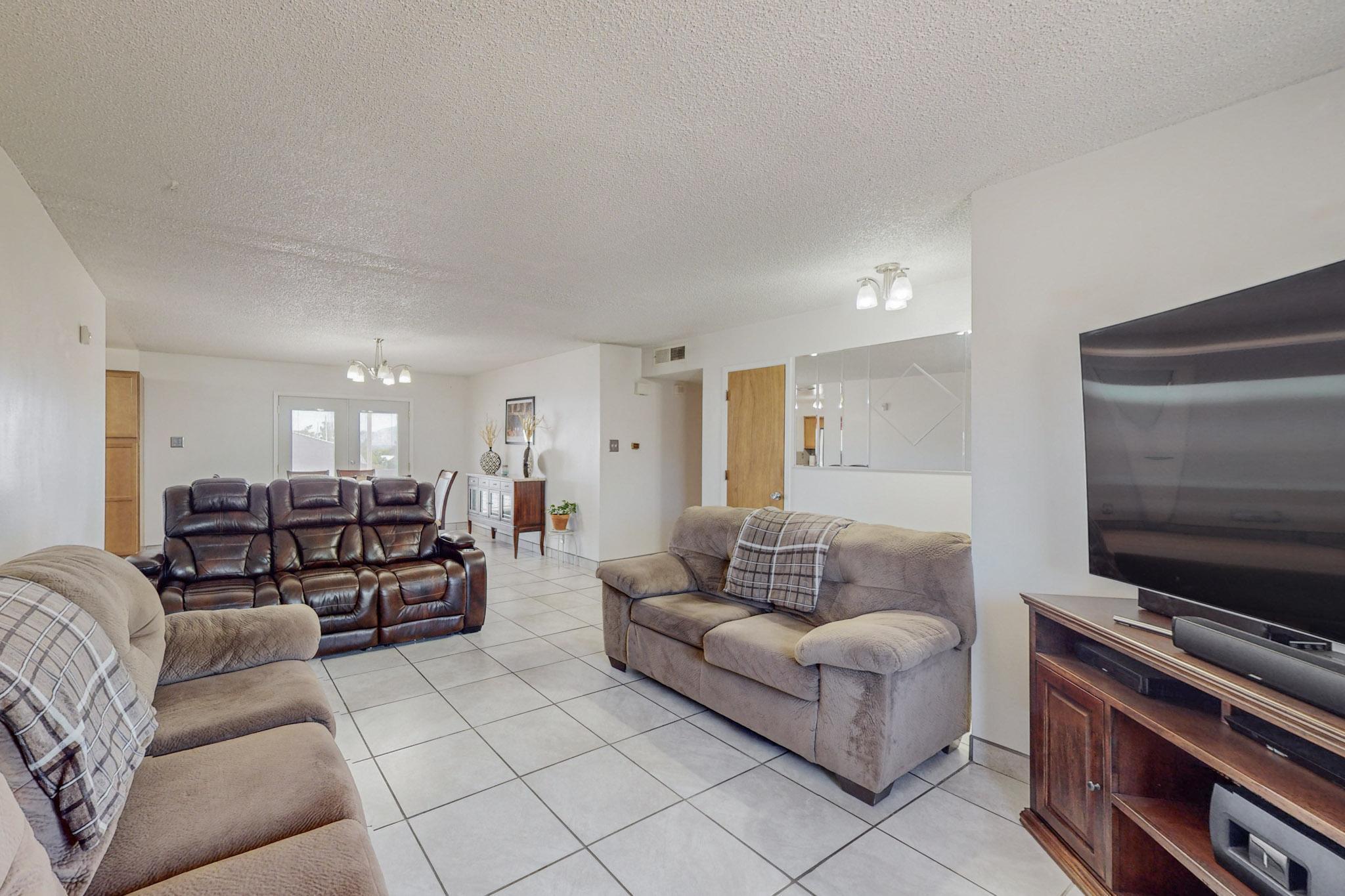 1848 Valtierra Court SW