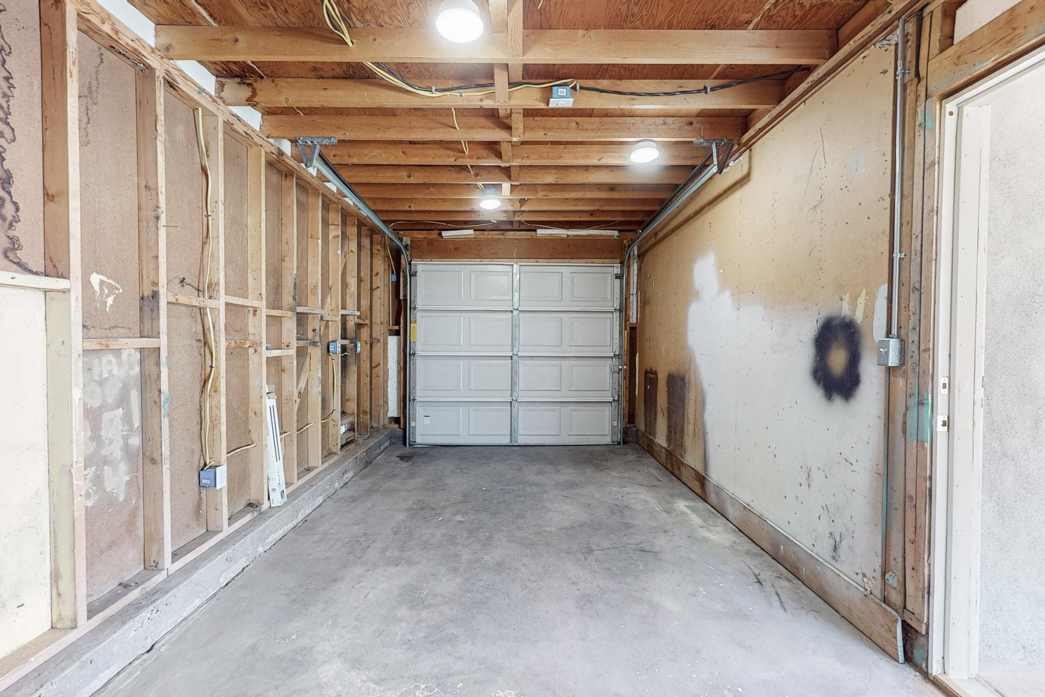 10416 Mountain Road NE