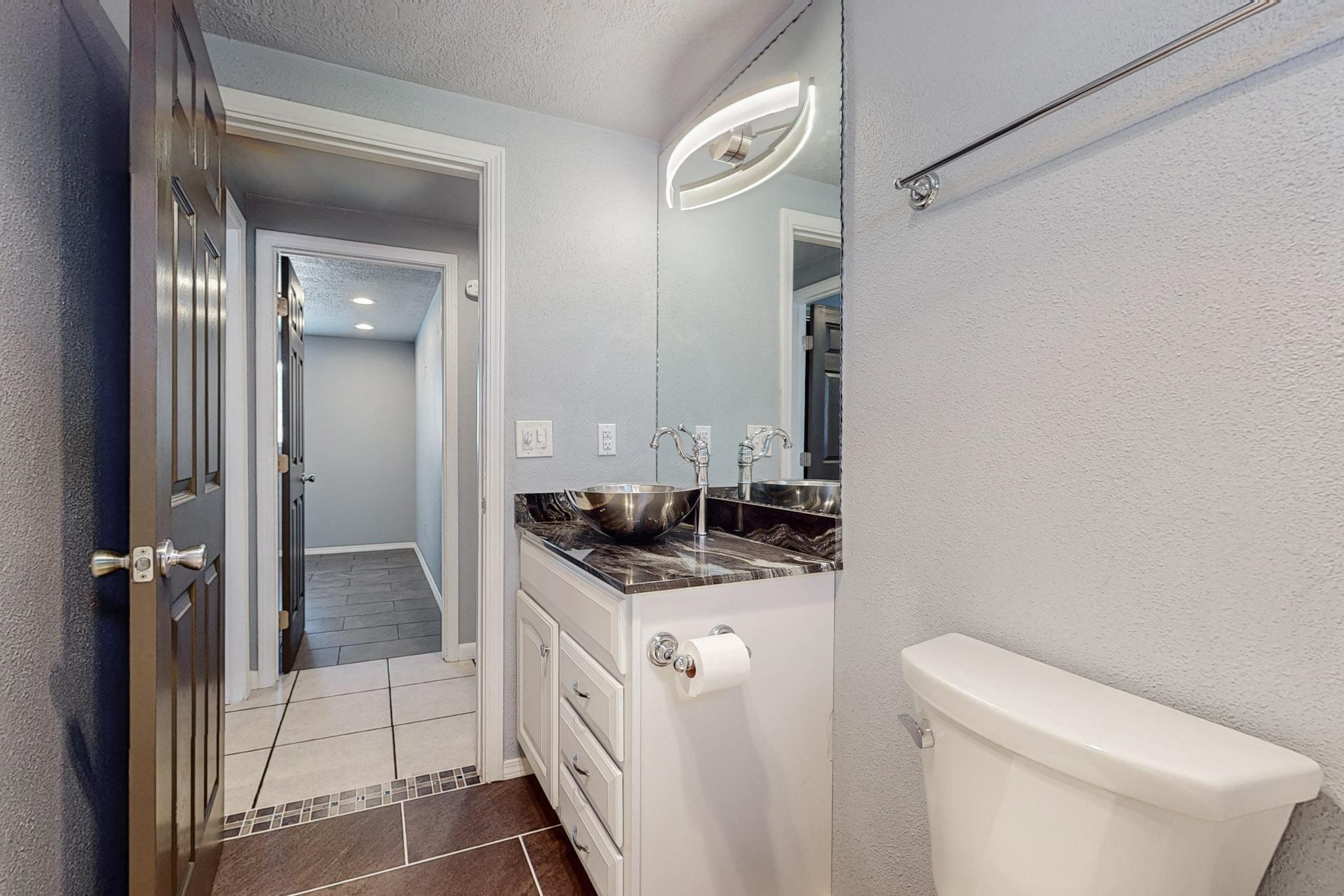 10416 Mountain Road NE