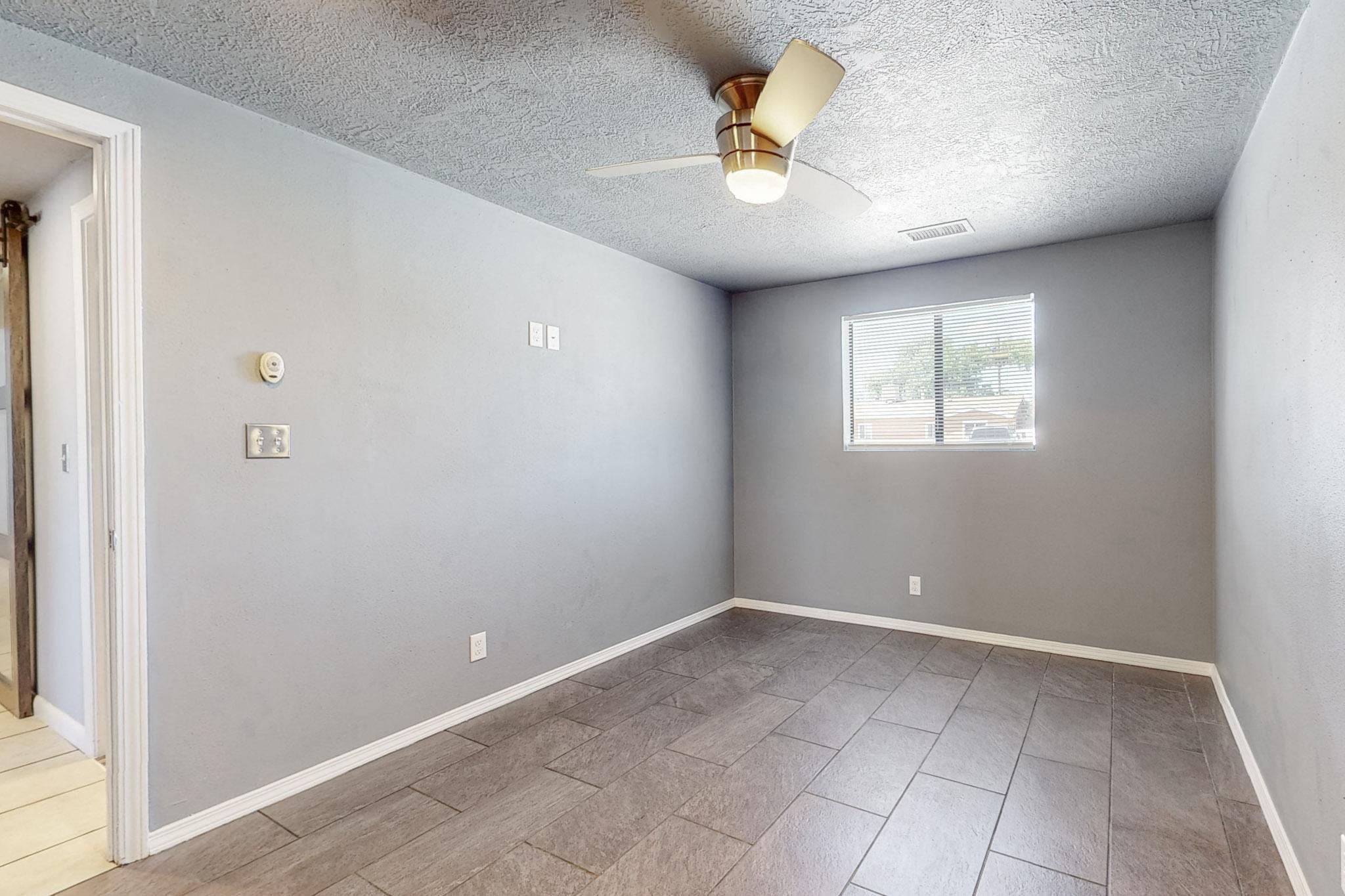 10416 Mountain Road NE