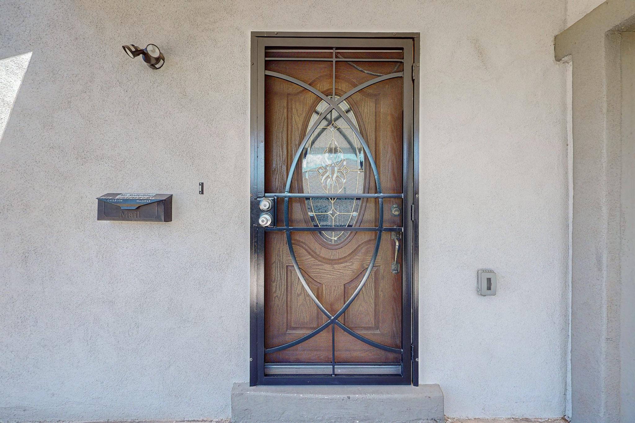 10416 Mountain Road NE