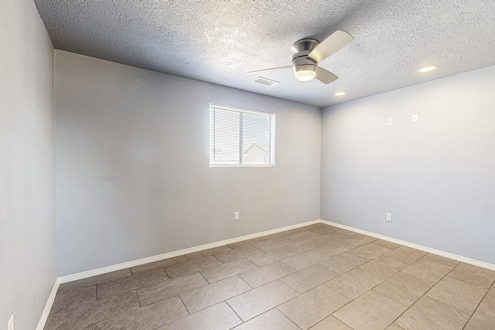 10416 Mountain Road NE