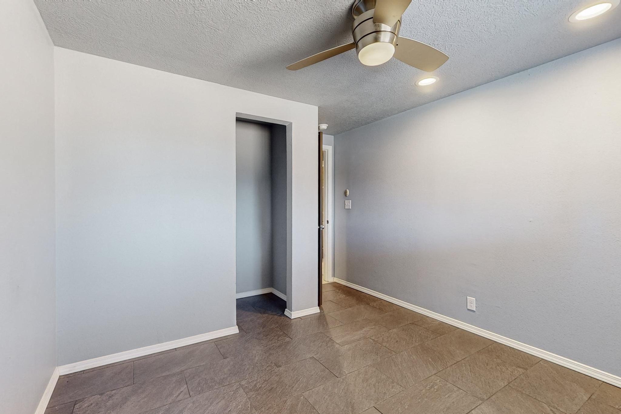 10416 Mountain Road NE