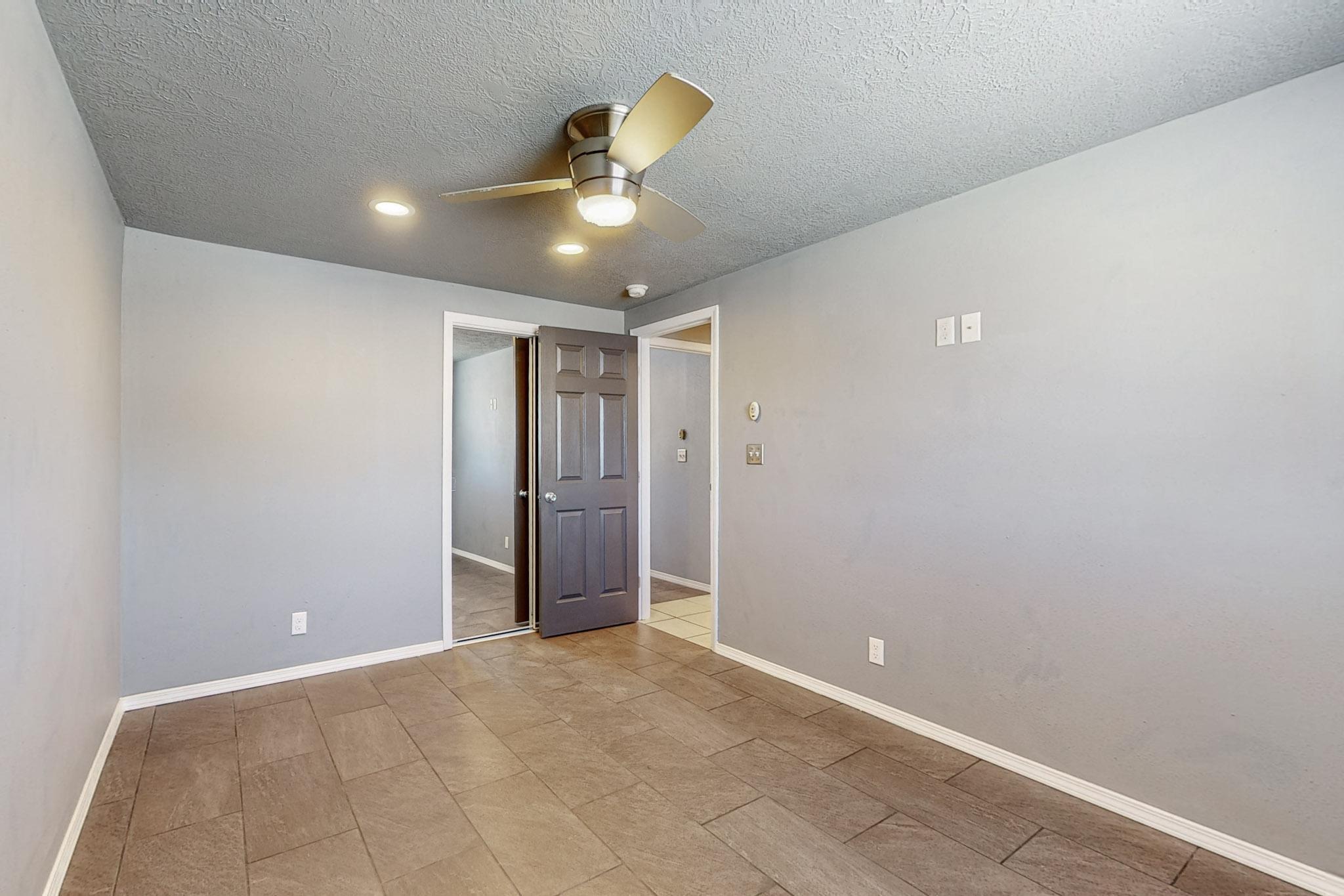 10416 Mountain Road NE