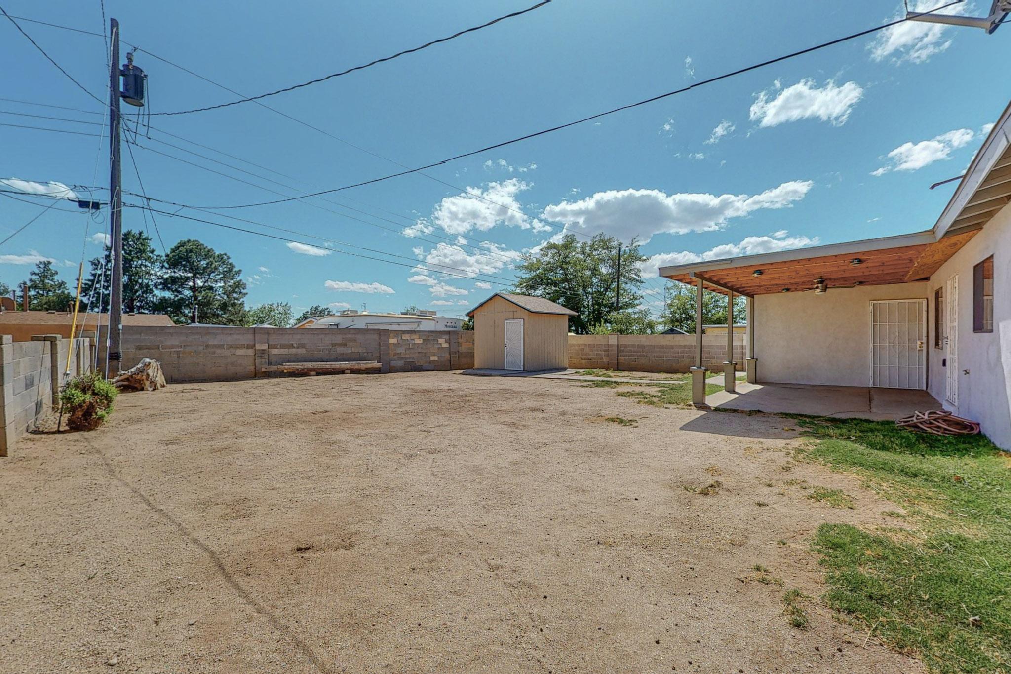 10416 Mountain Road NE