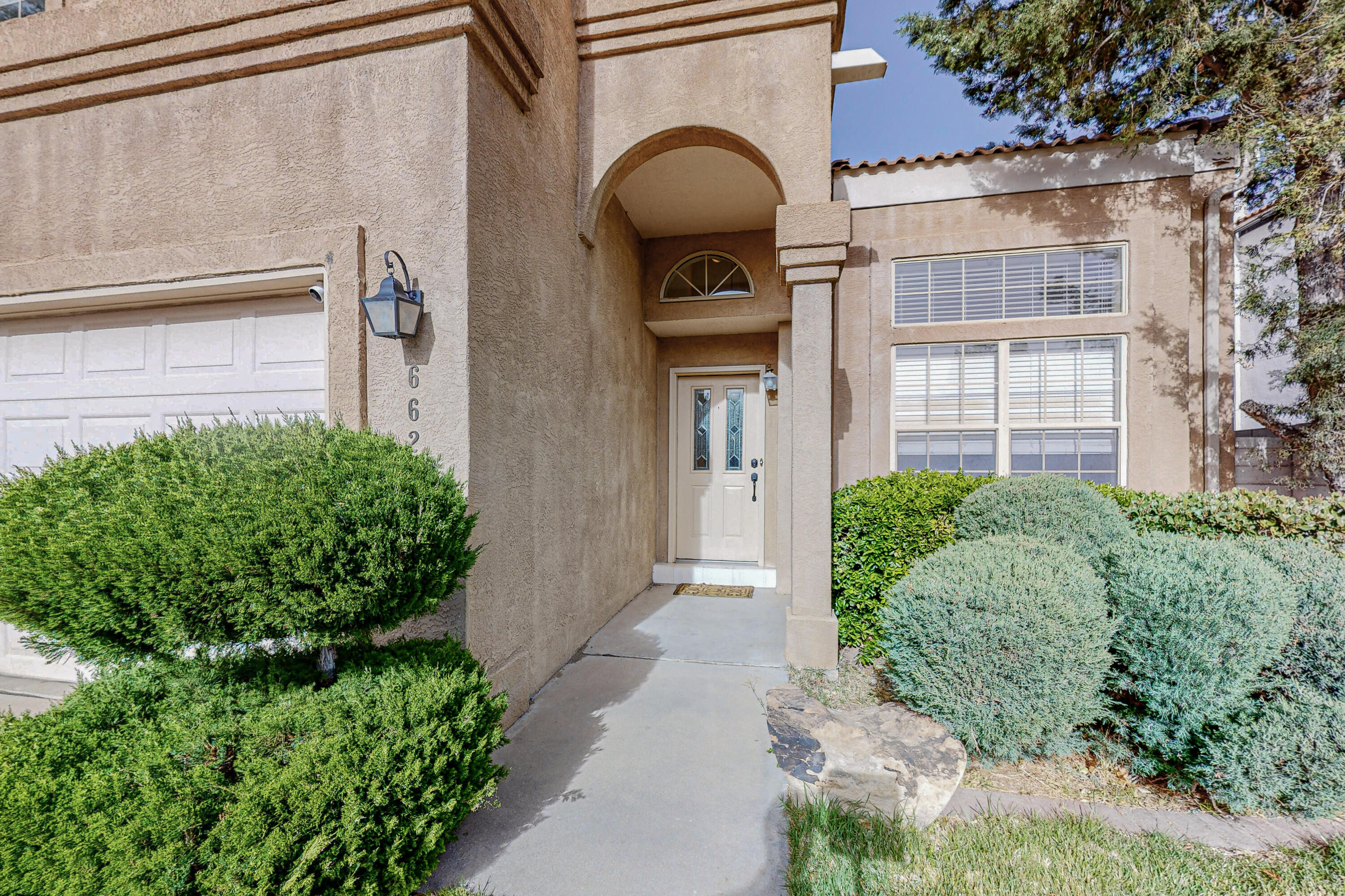 6624 Cypress Point Way NE