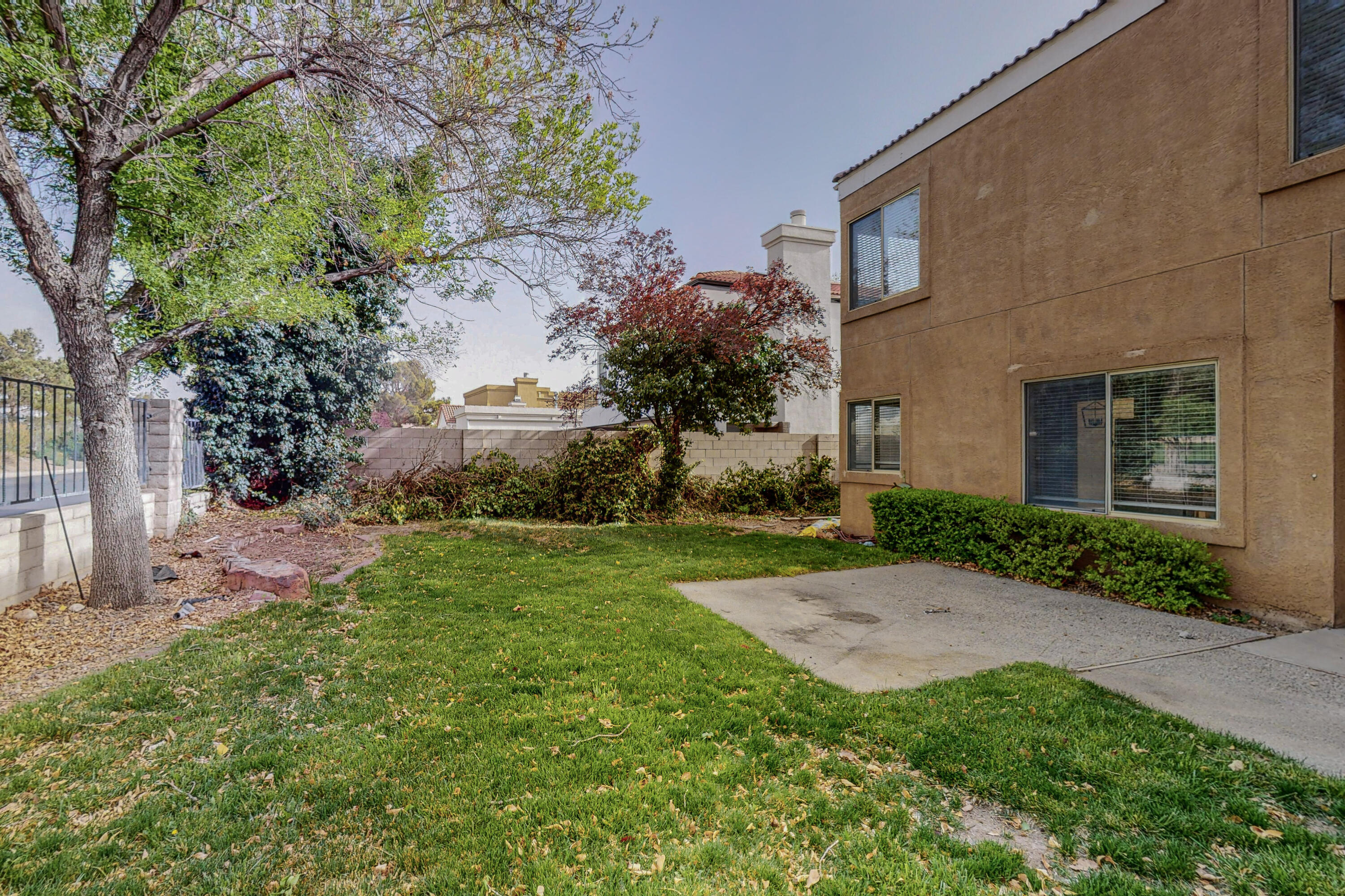 6624 Cypress Point Way NE