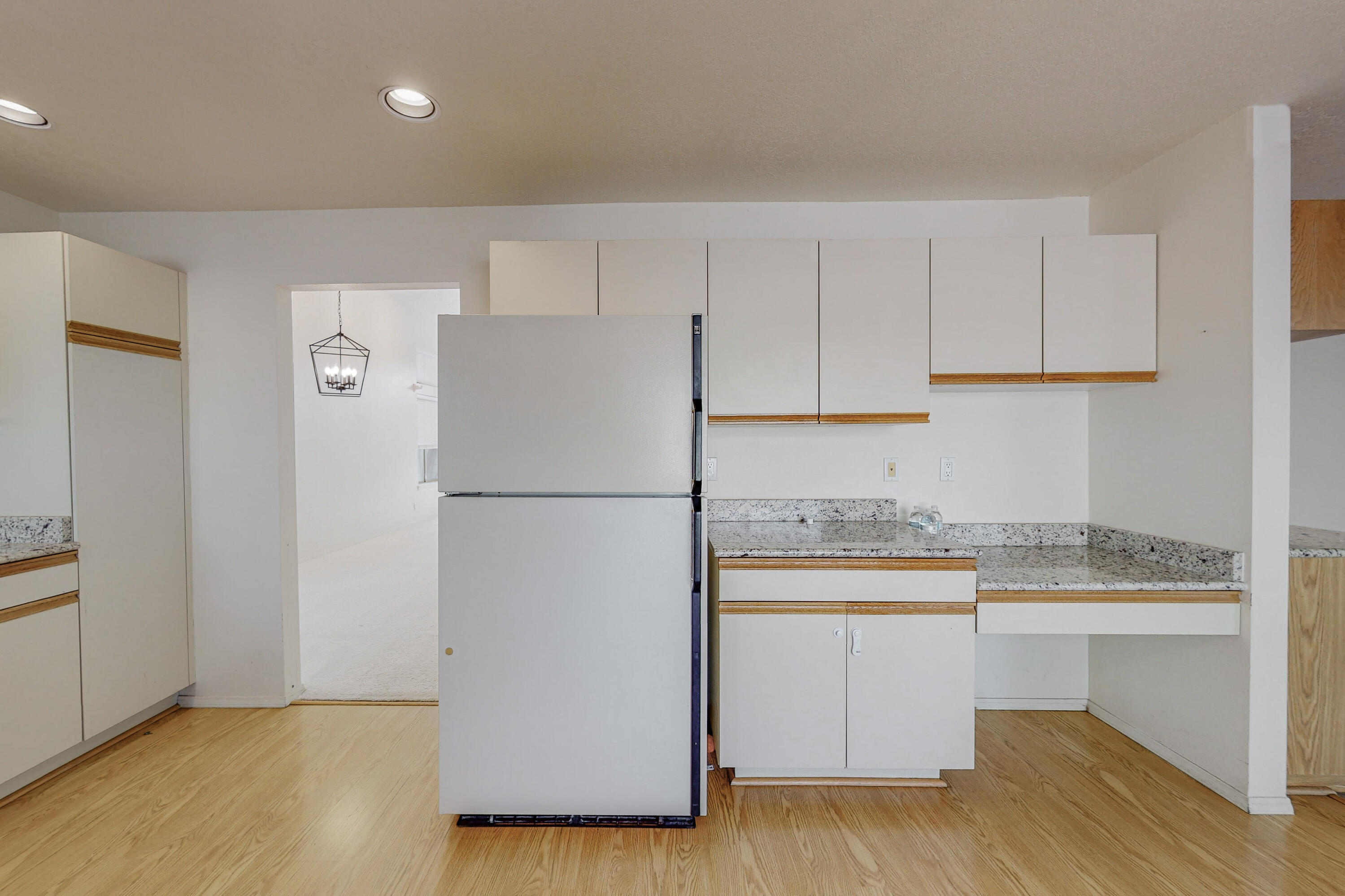 6624 Cypress Point Way NE