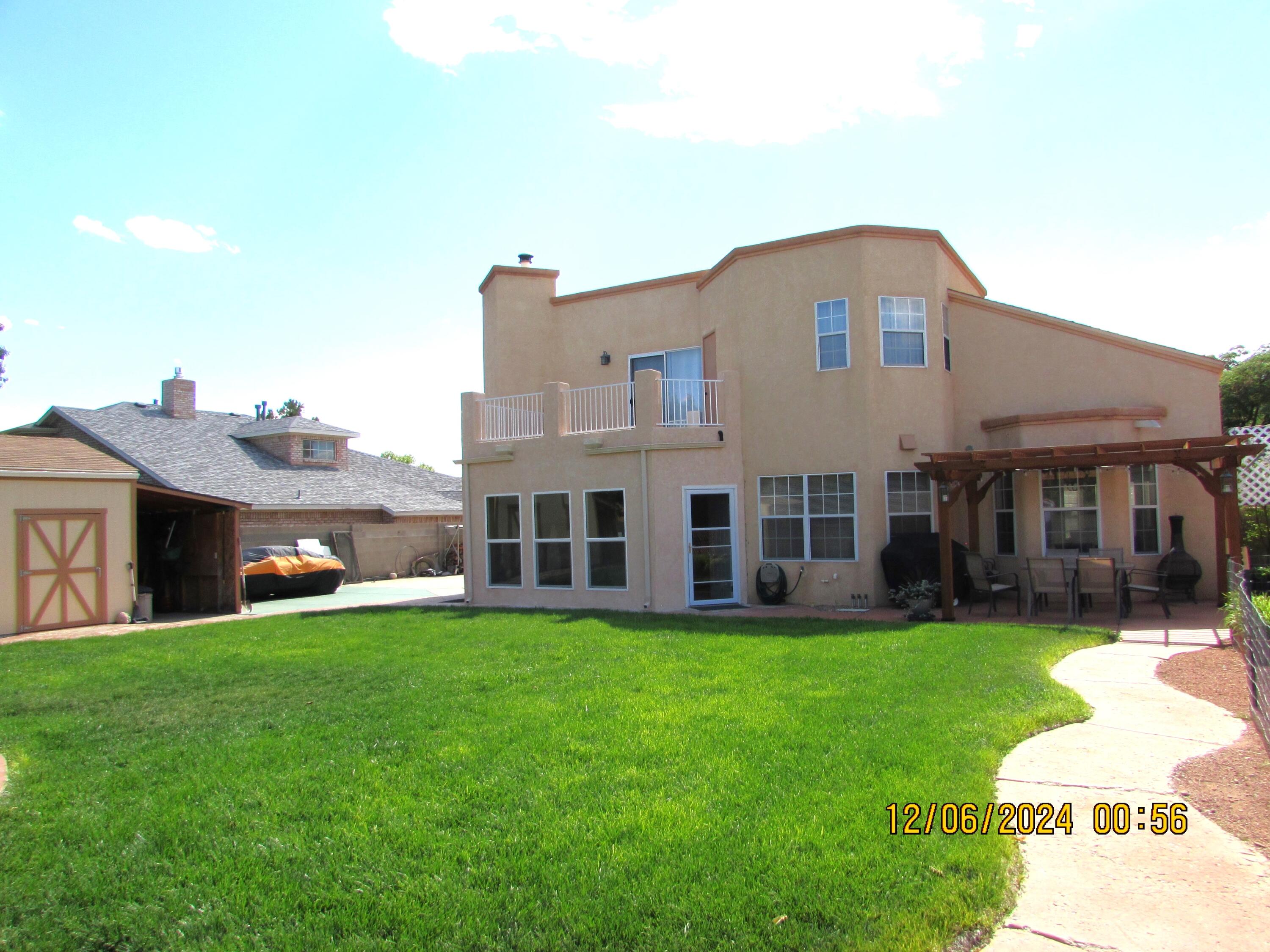 6406 Thunderbird Circle NW