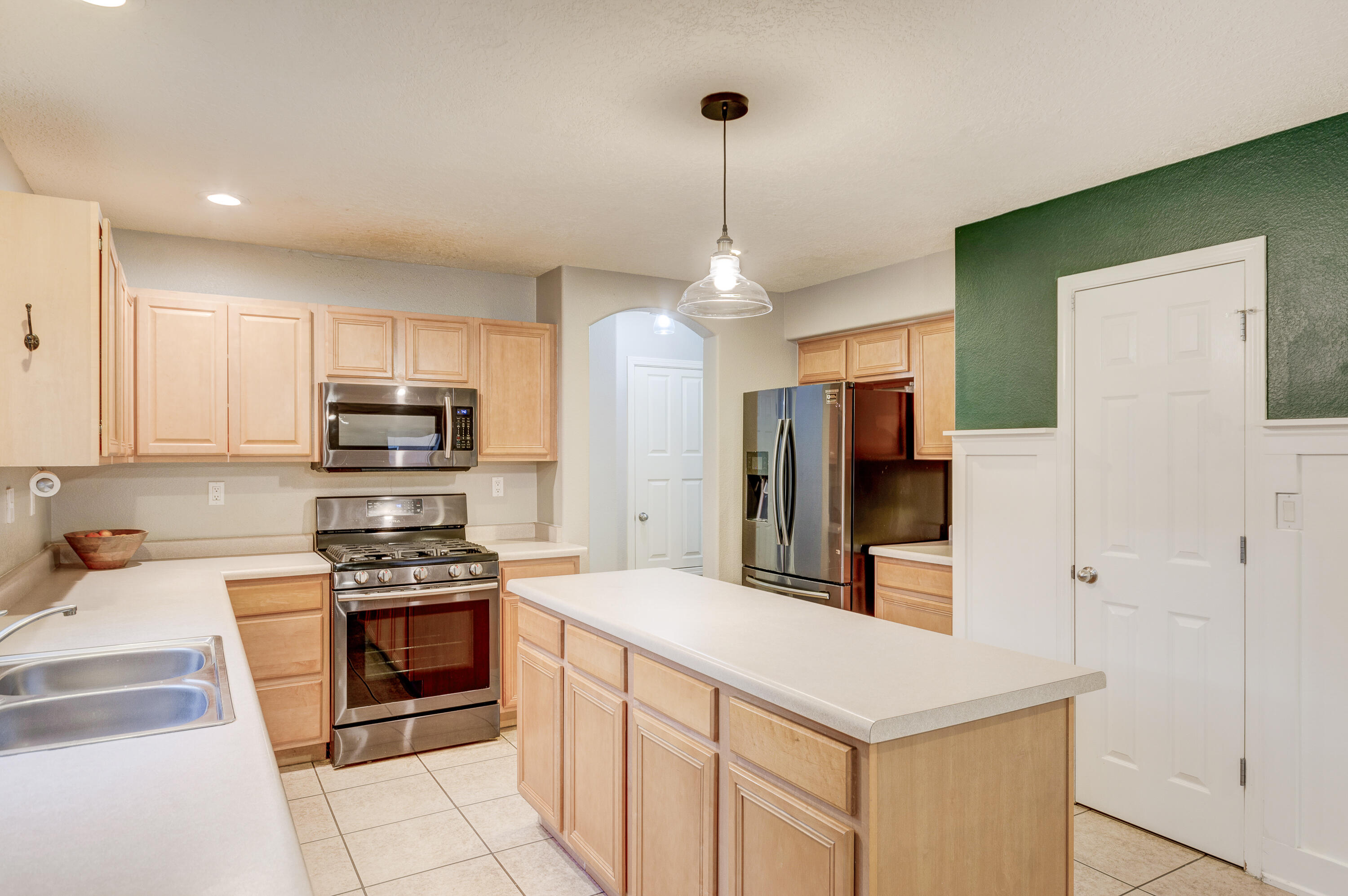 10439 Calle Avila NW