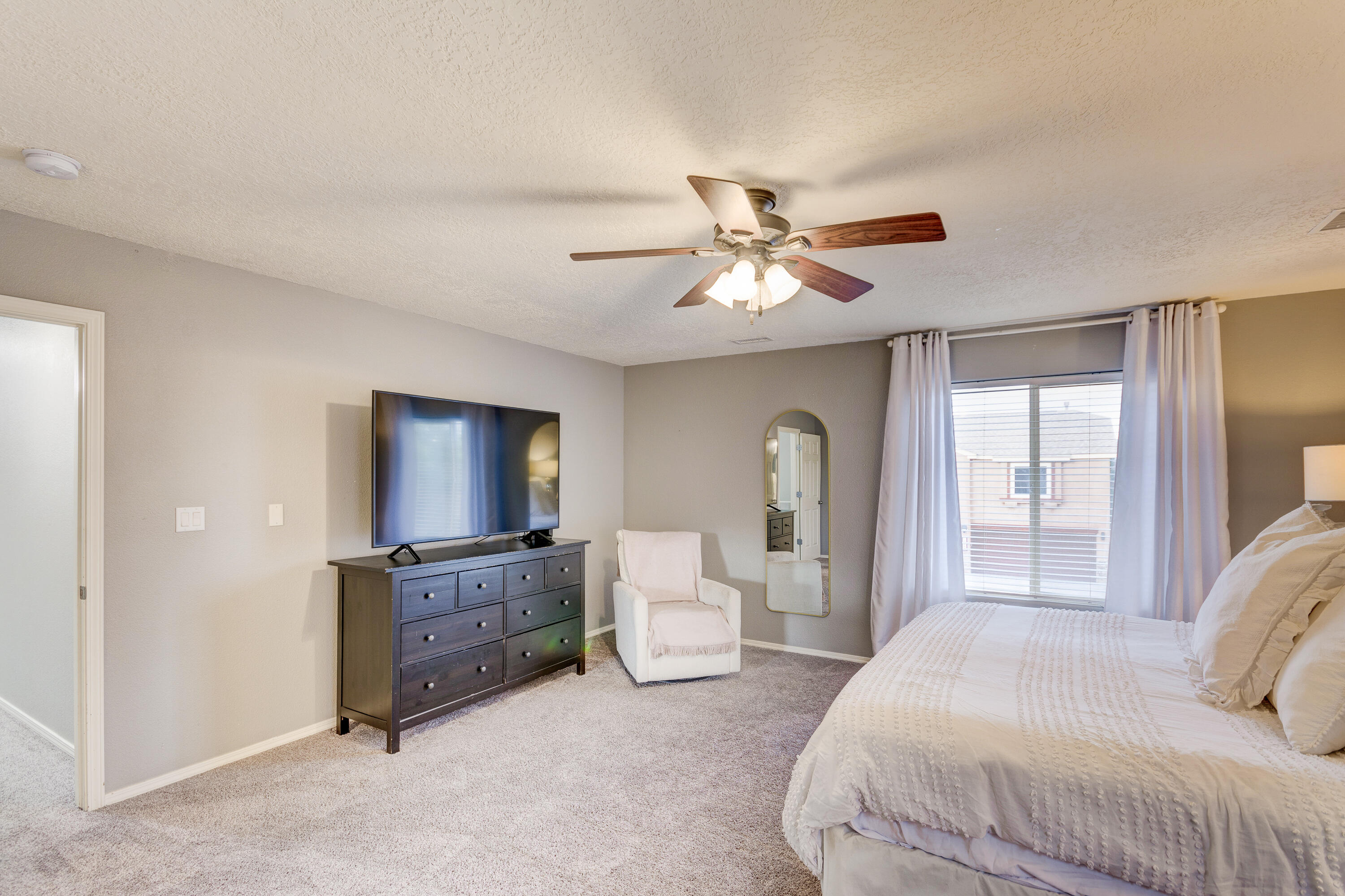 10439 Calle Avila NW