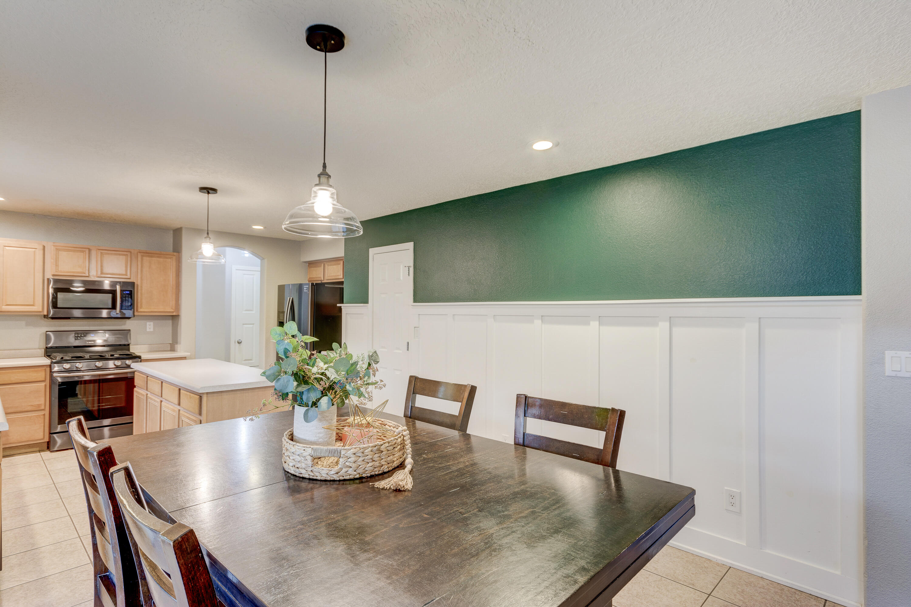10439 Calle Avila NW