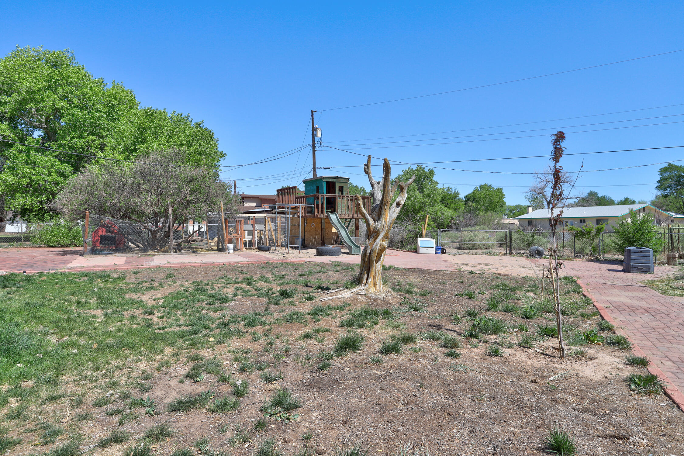 1209 Alameda Road