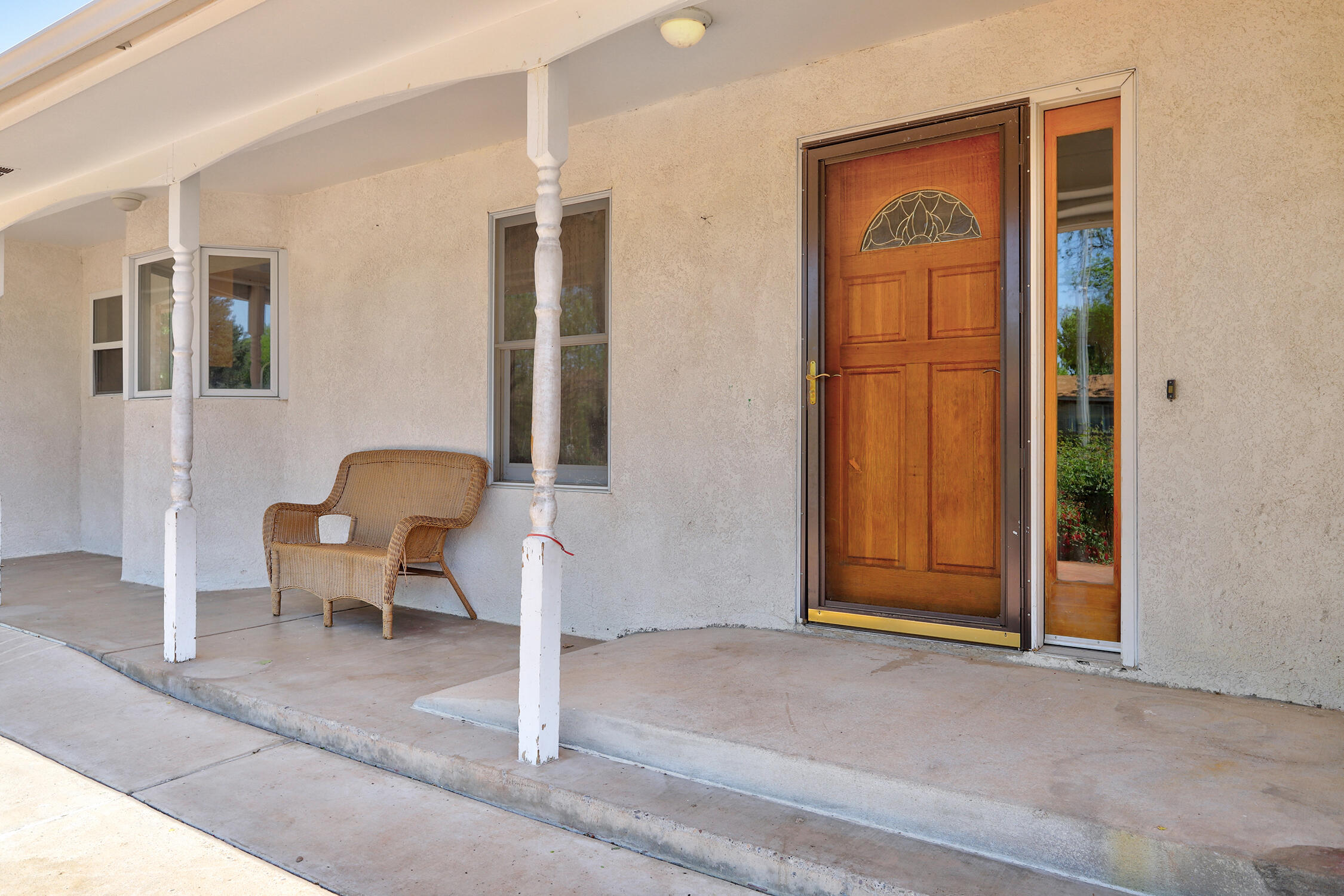 1209 Alameda Road